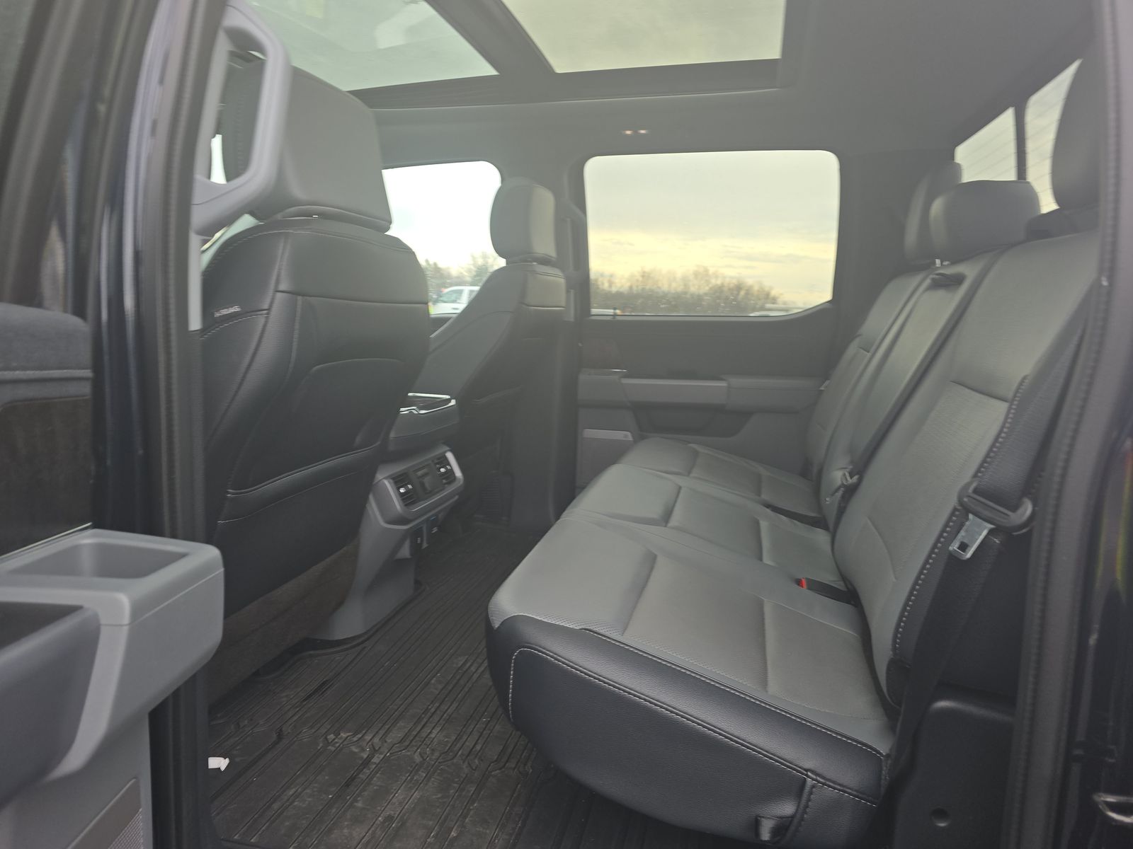 2023 Ford F-150 Lariat AWD