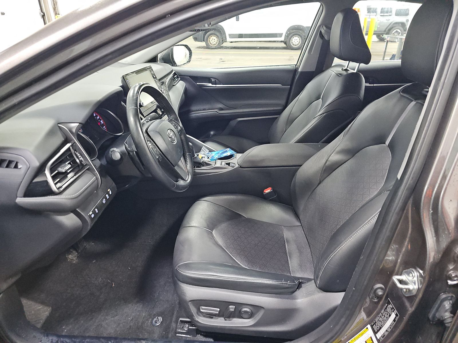 2022 Toyota Camry XSE FWD