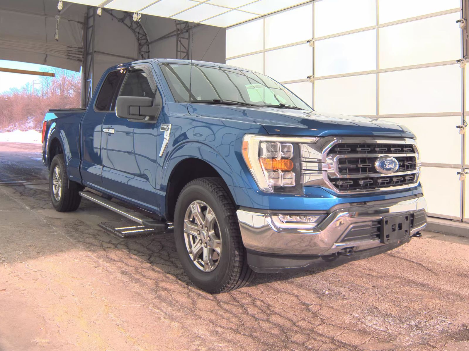 2023 Ford F-150 XLT AWD