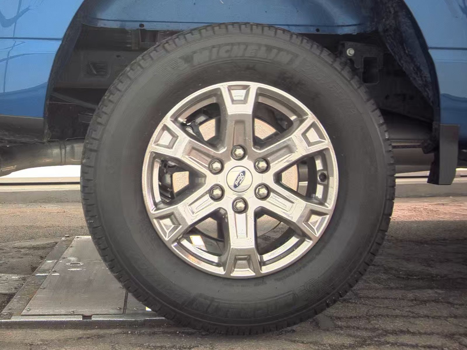 2023 Ford F-150 XLT AWD