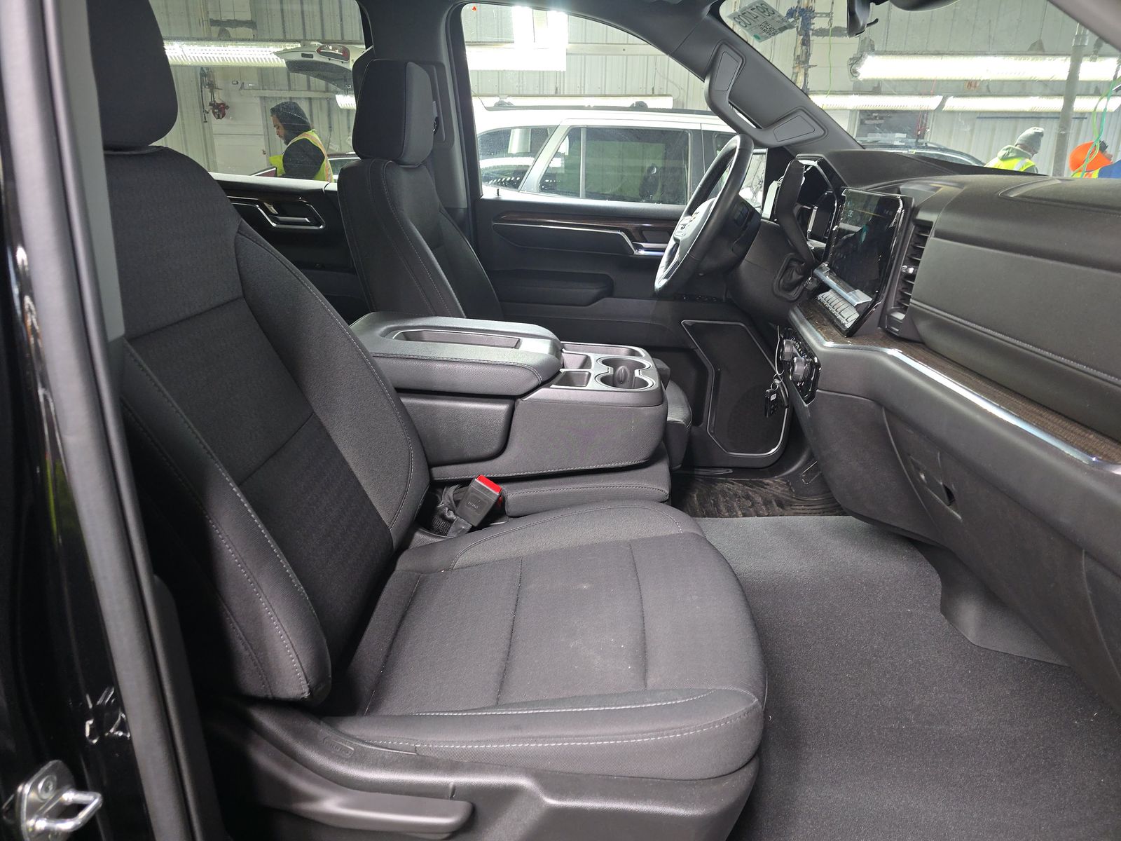 2023 Chevrolet Silverado 1500 LT AWD