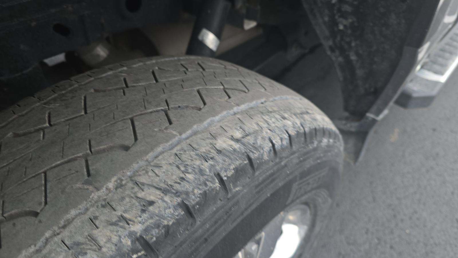 2023 Ford F-150 Lariat AWD