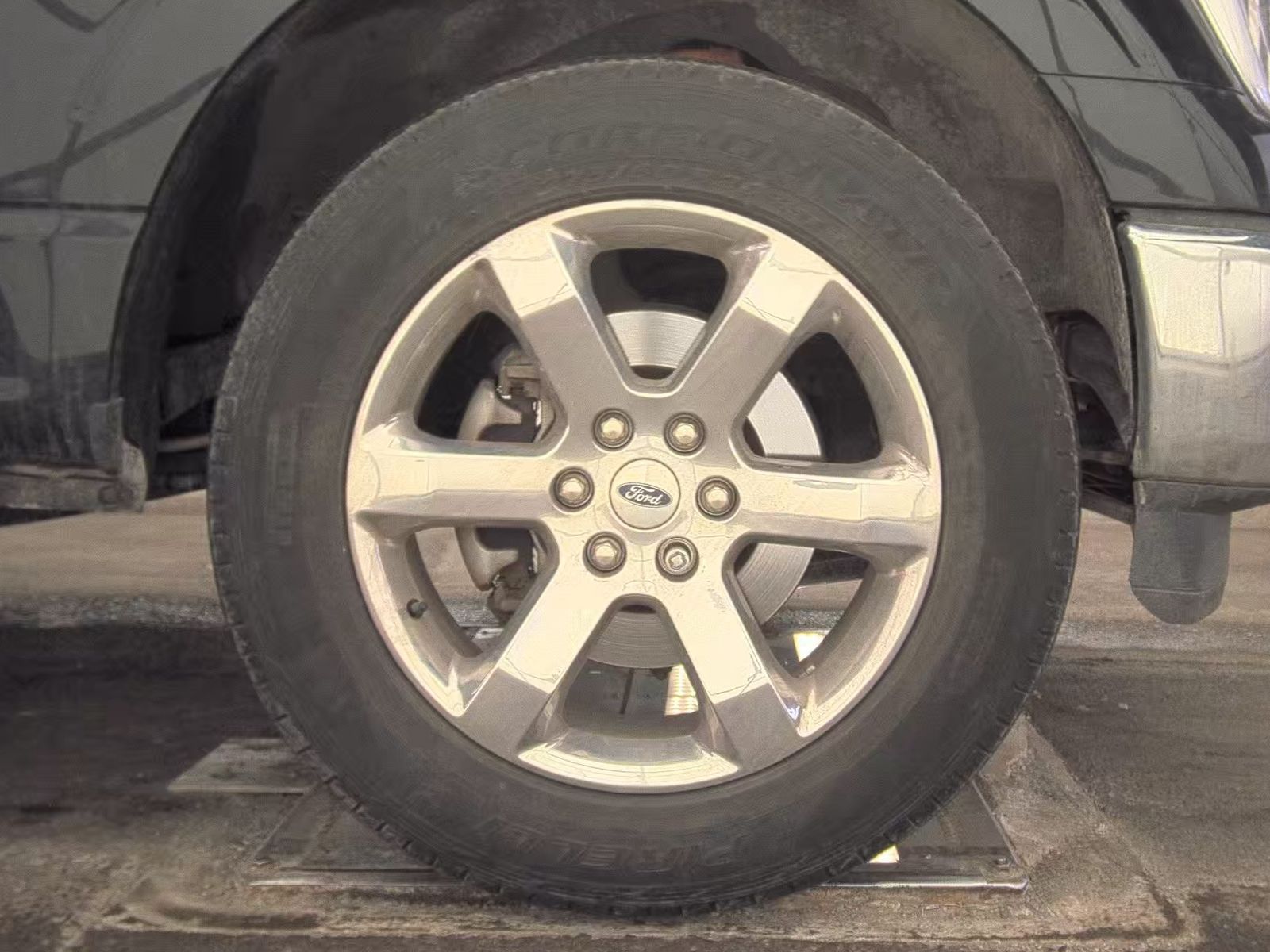 2023 Ford F-150 Hybrid Lariat AWD