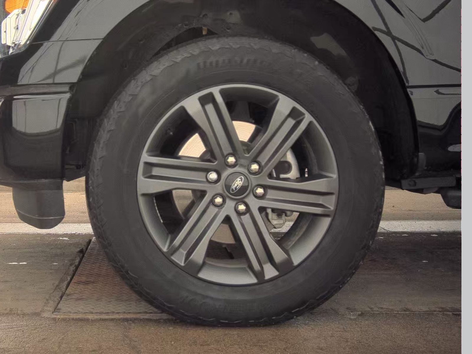 2023 Ford F-150 Hybrid XLT AWD