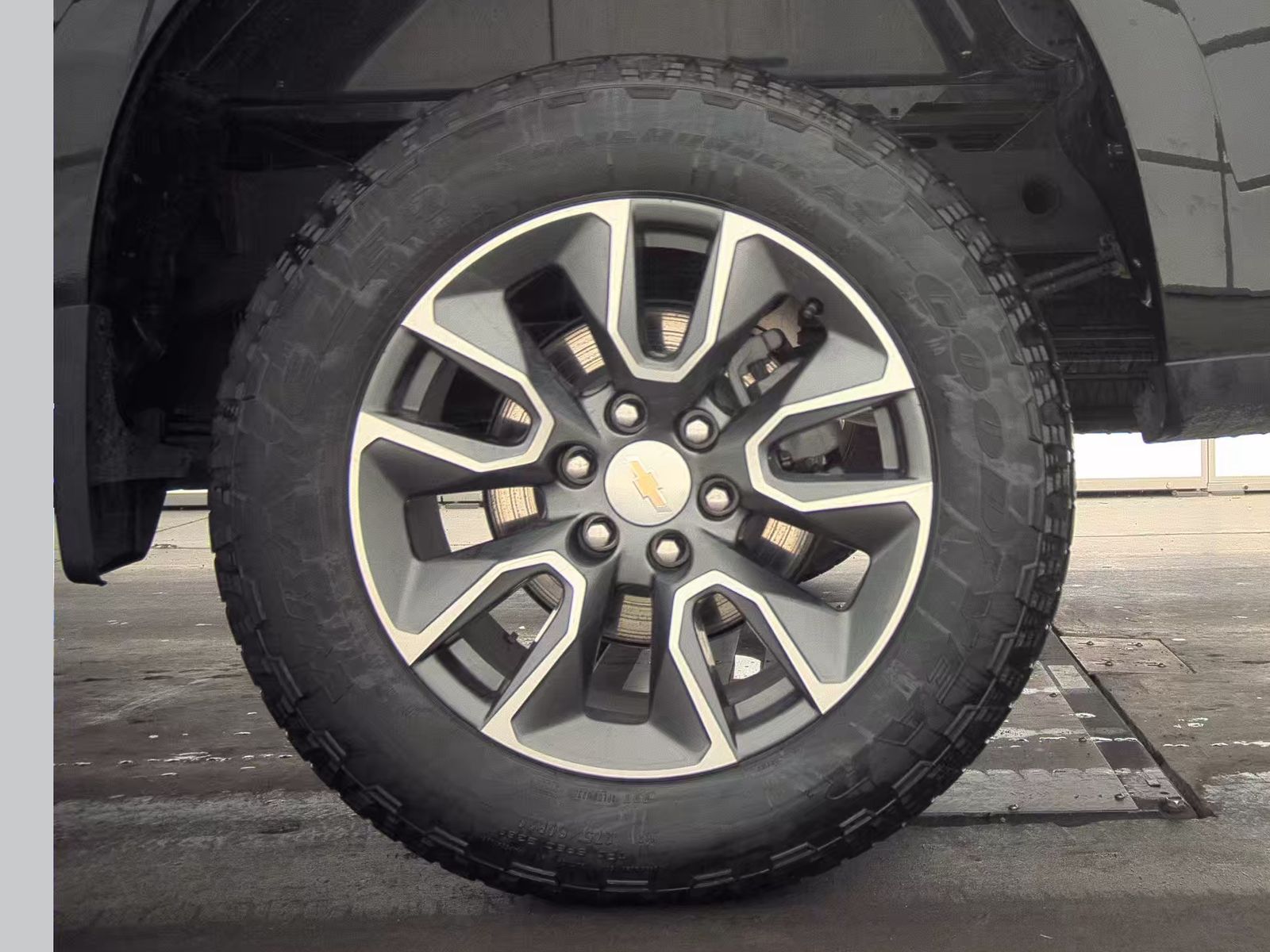 2023 Chevrolet Silverado 1500 LT AWD