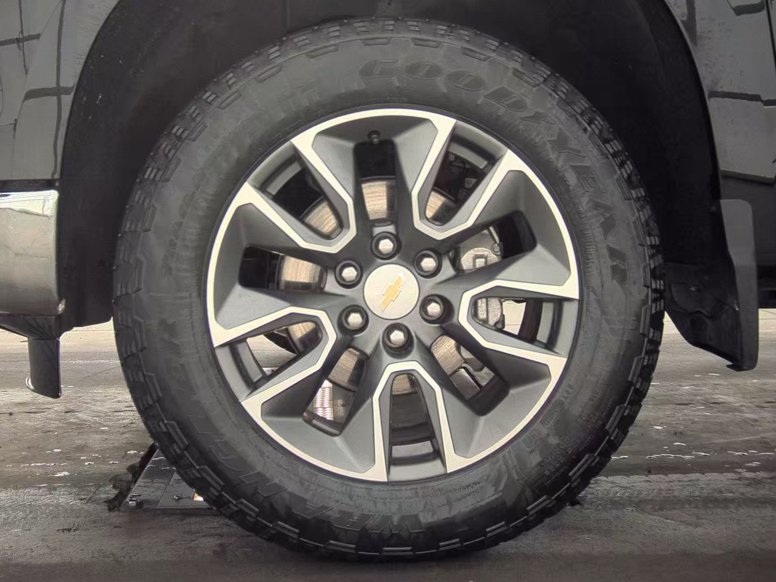 2023 Chevrolet Silverado 1500 LT AWD