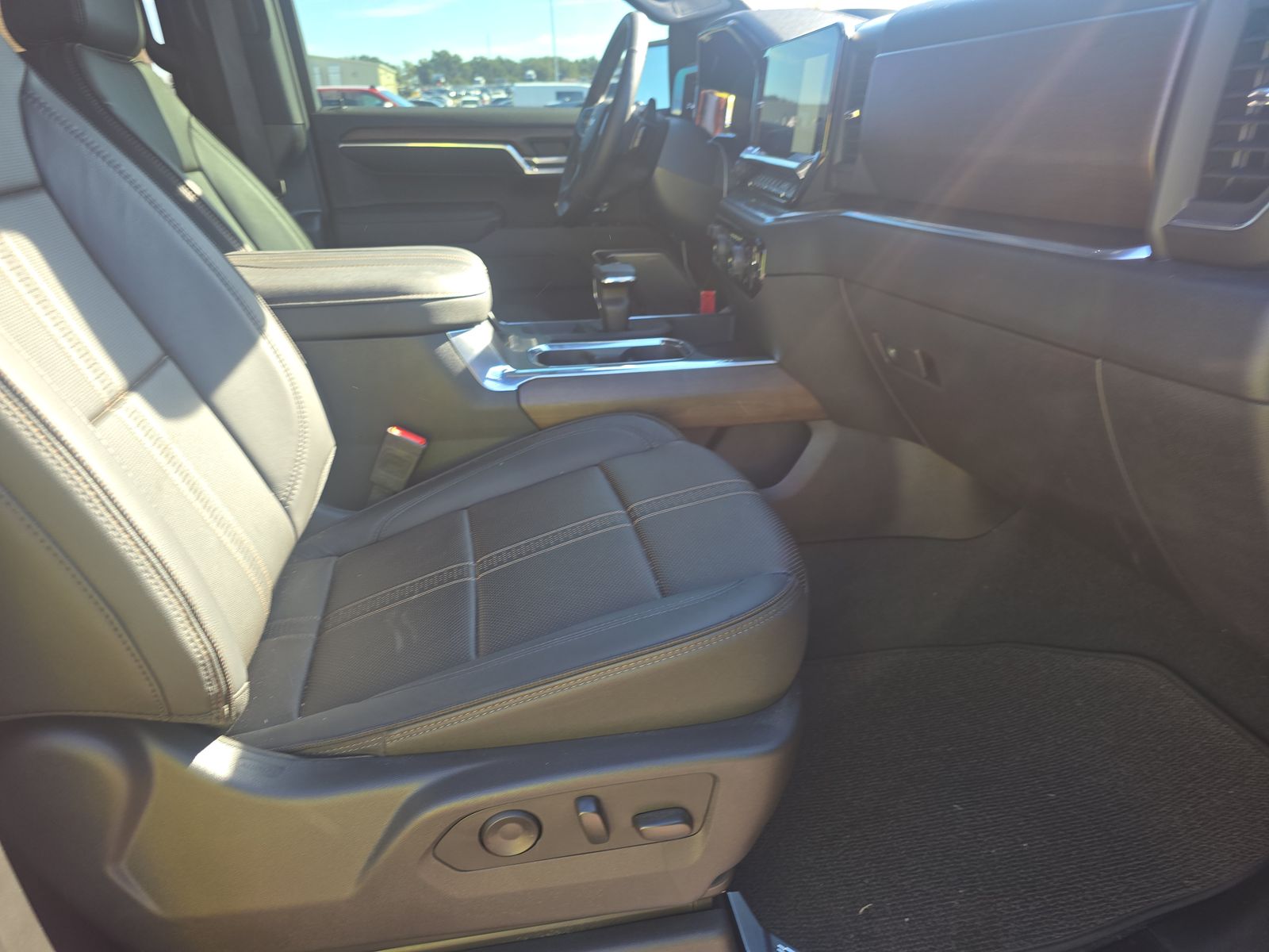 2025 Chevrolet Silverado 1500 High Country AWD