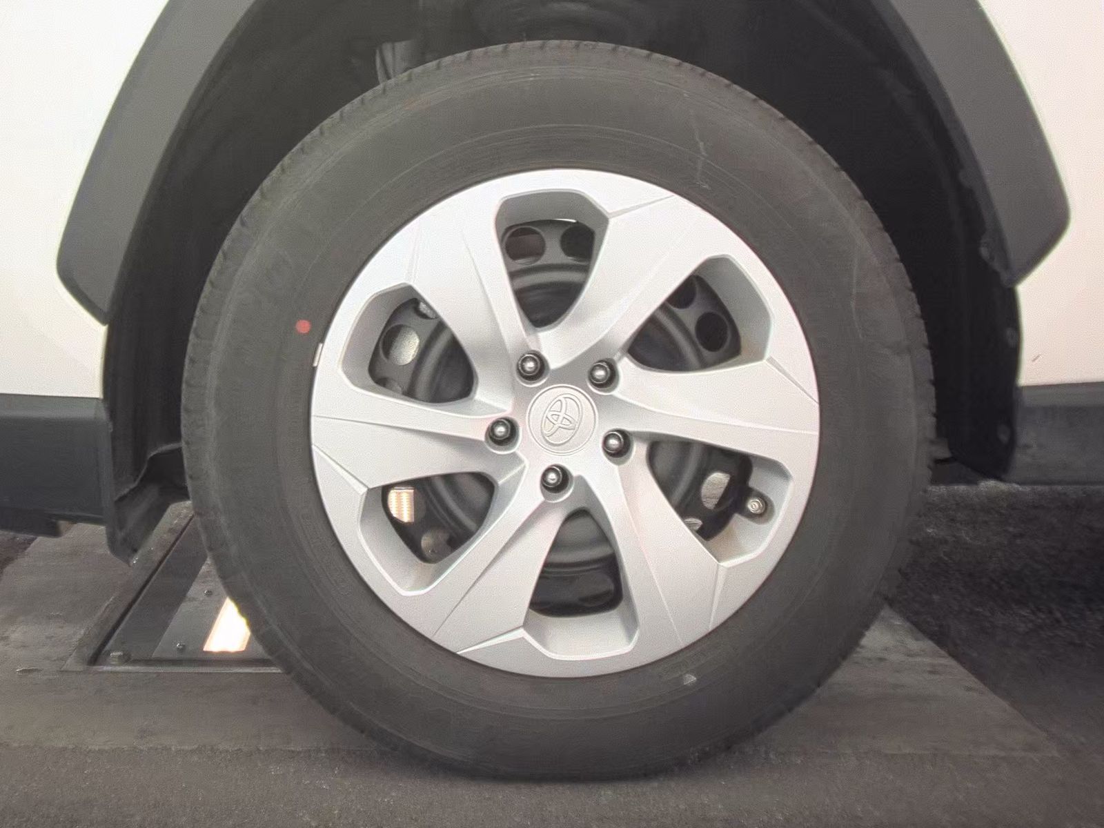 2024 Toyota RAV4 LE AWD