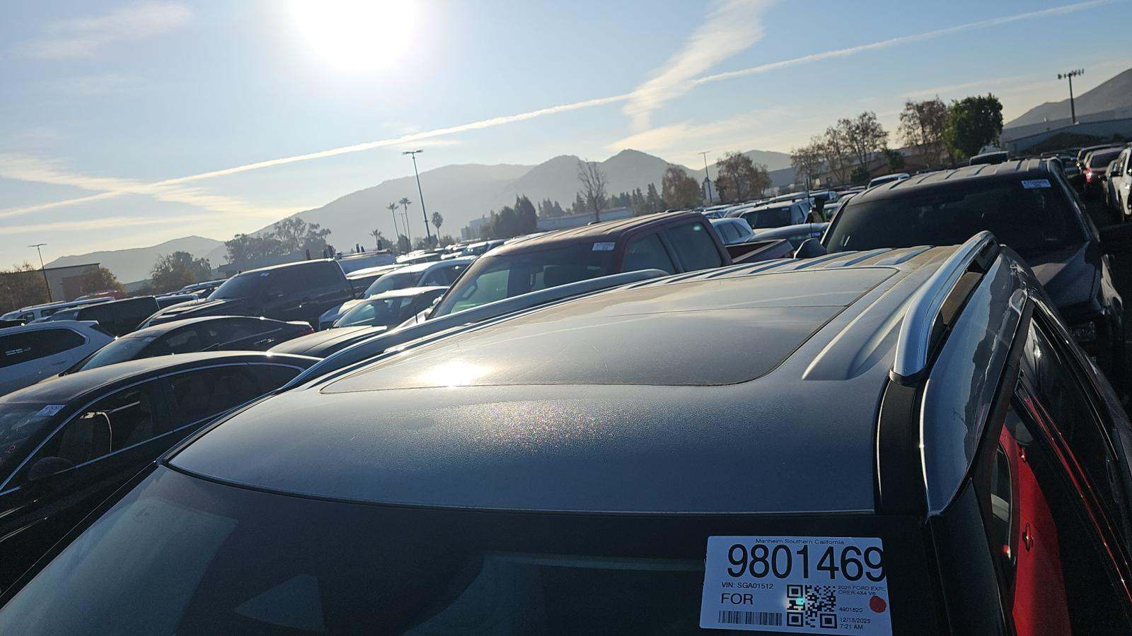 2025 Ford Explorer Platinum AWD