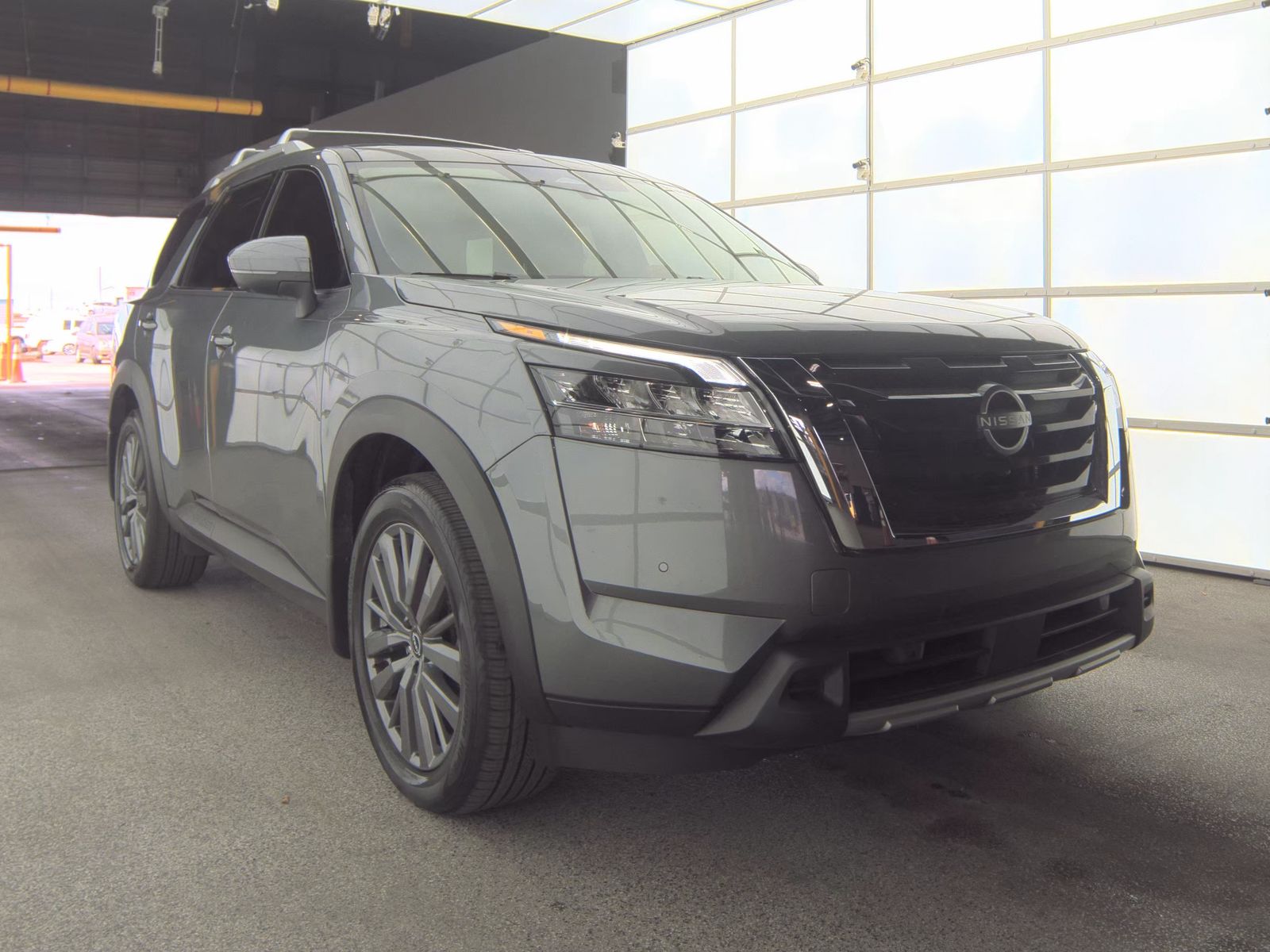 2024 Nissan Pathfinder SL FWD