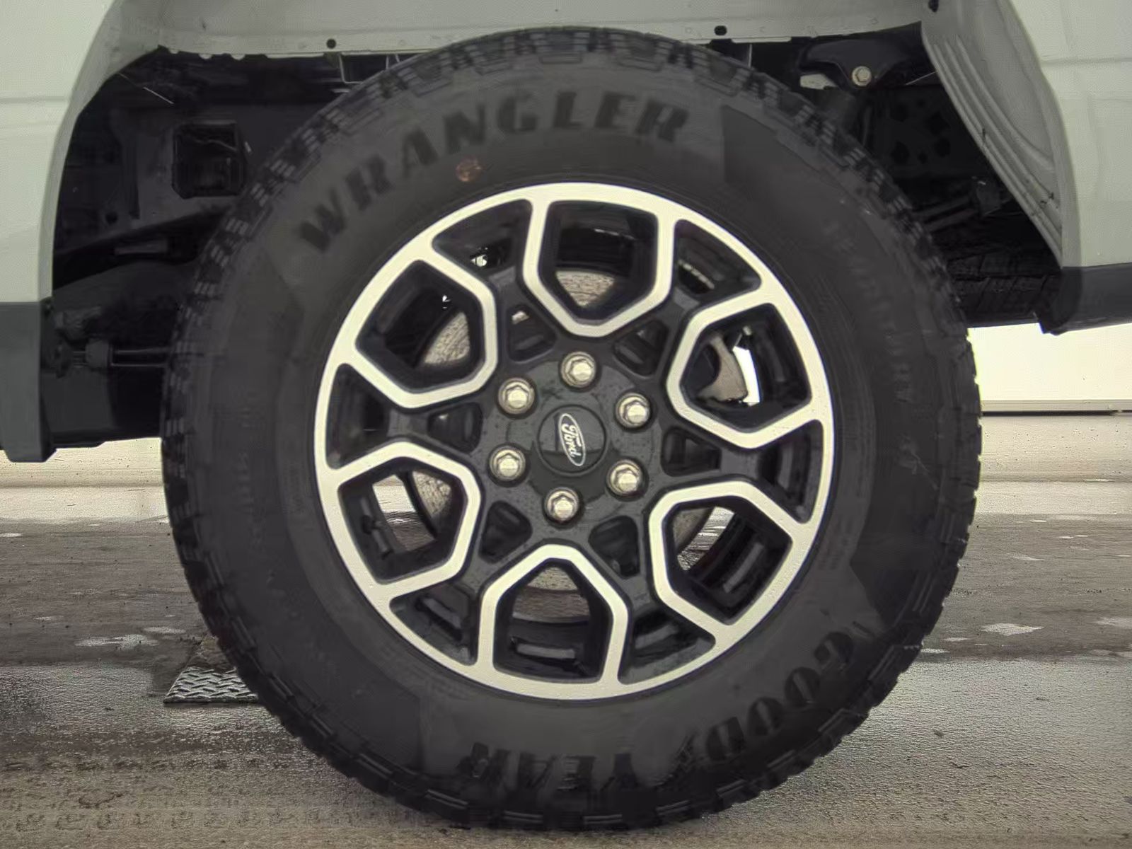 2023 Ford F-150 Hybrid XLT AWD