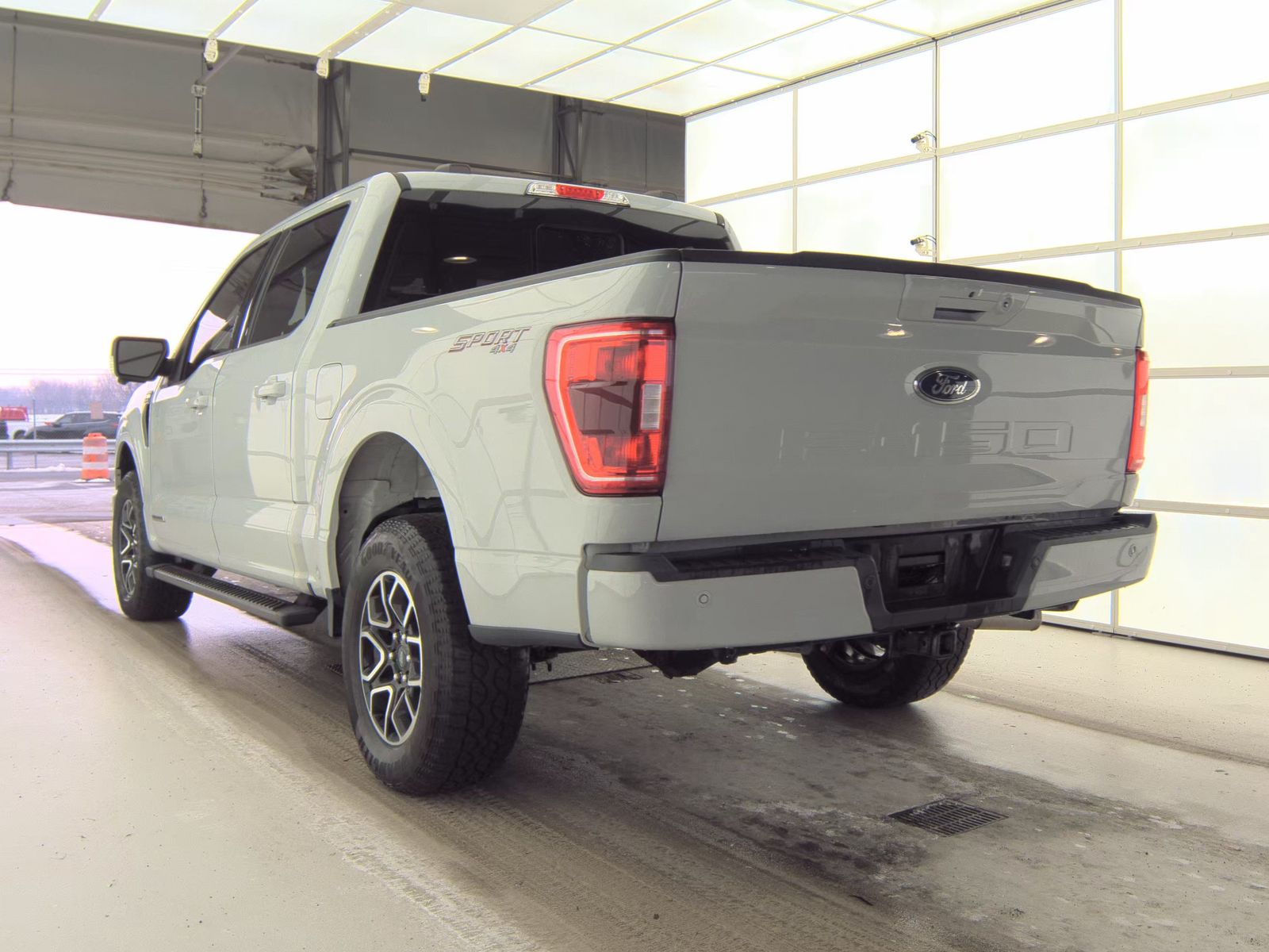 2023 Ford F-150 Hybrid XLT AWD