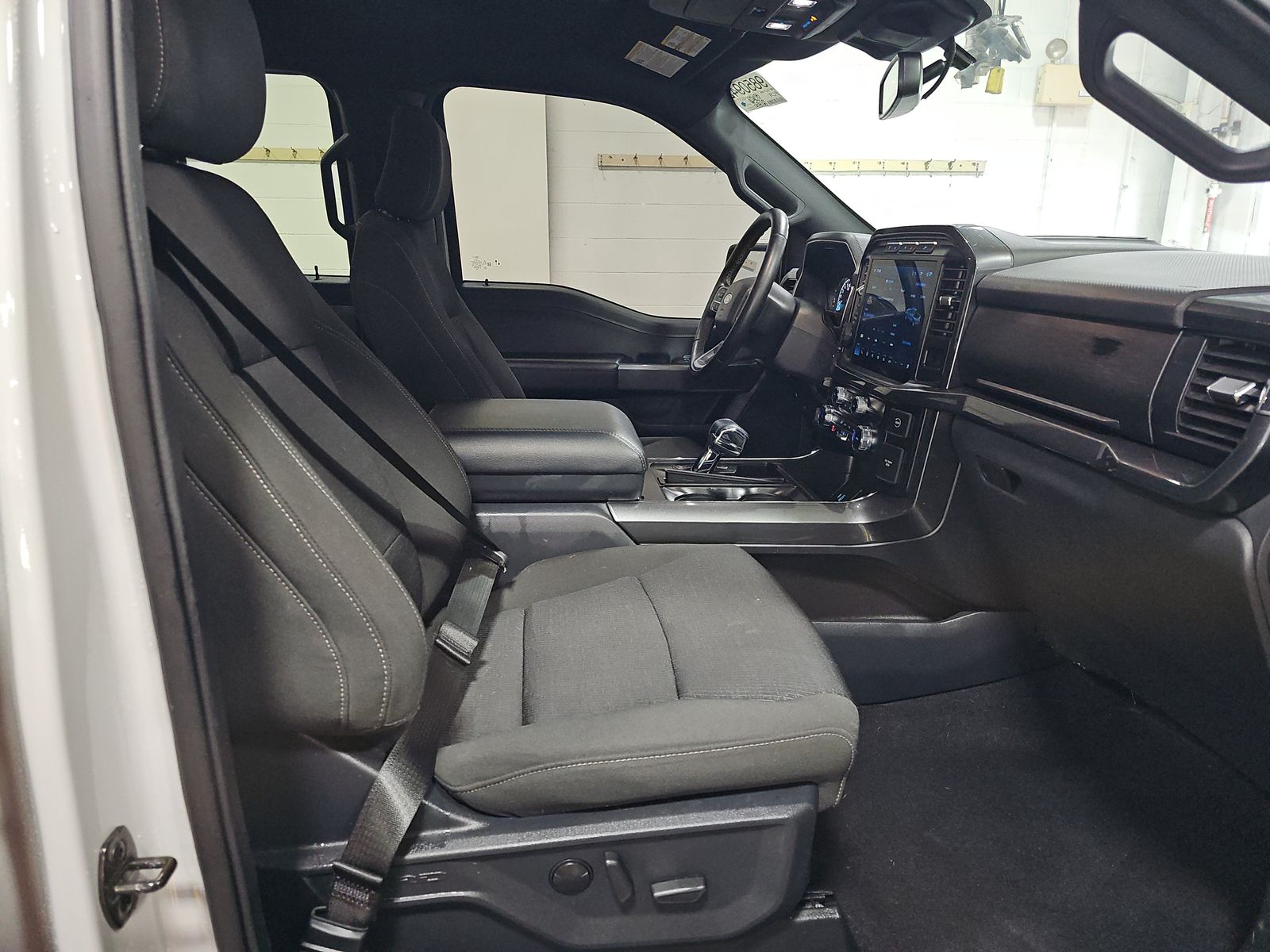 2023 Ford F-150 Hybrid XLT AWD