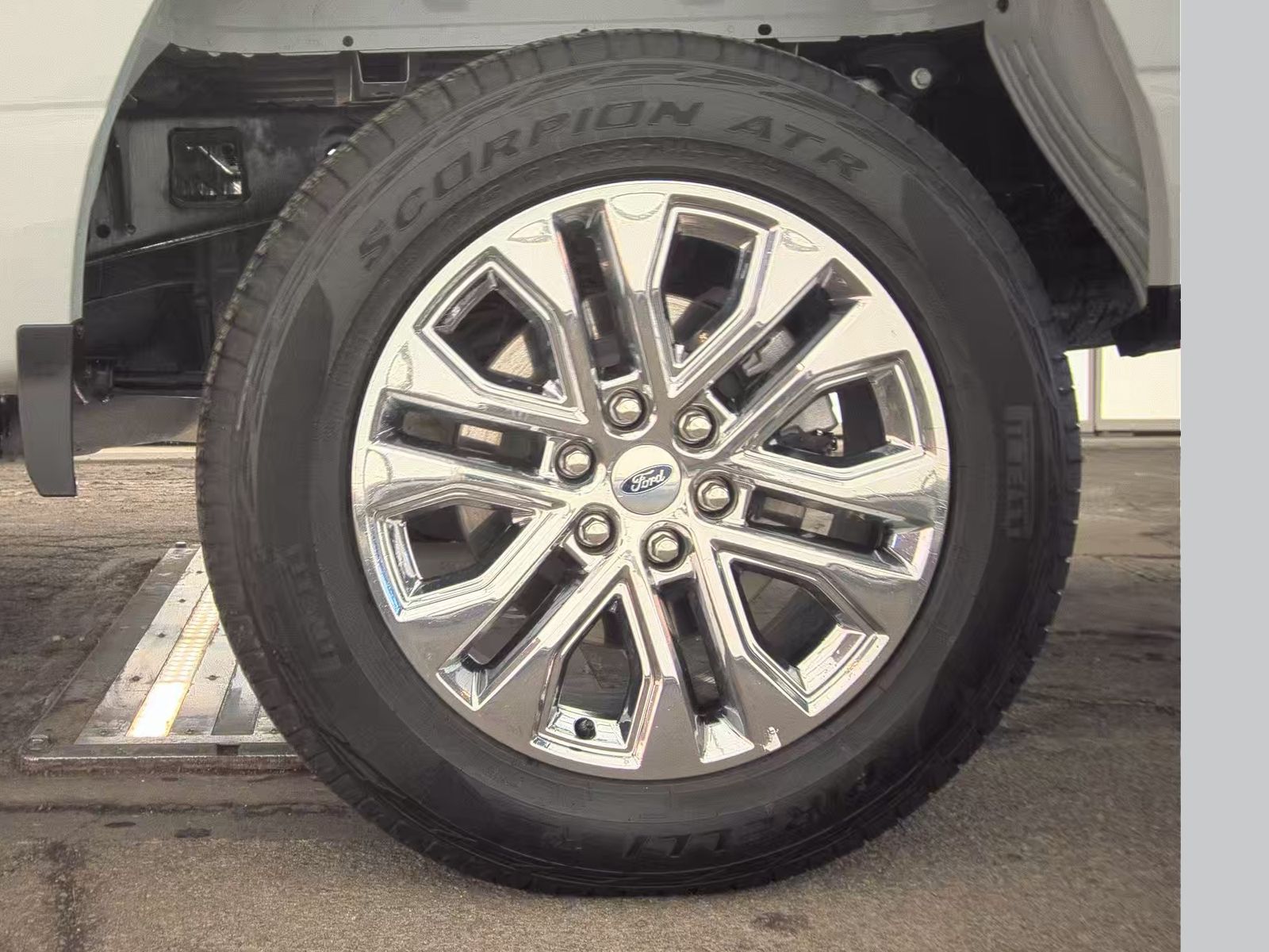 2024 Ford F-150 XLT AWD