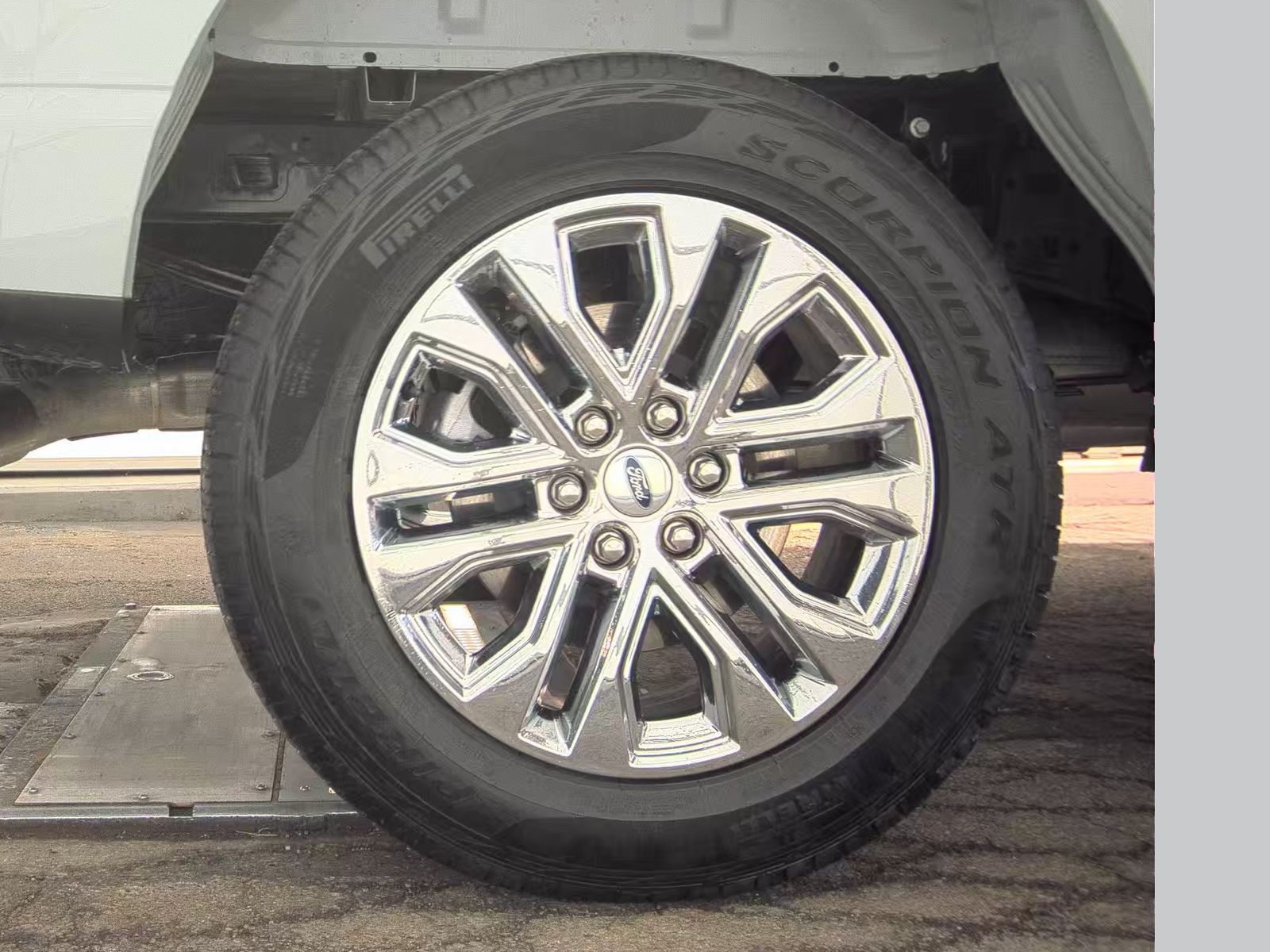 2024 Ford F-150 XLT AWD