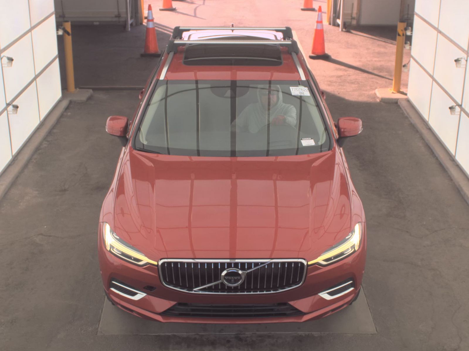 2019 Volvo XC60 Plug-In Hybrid T8 Inscription AWD