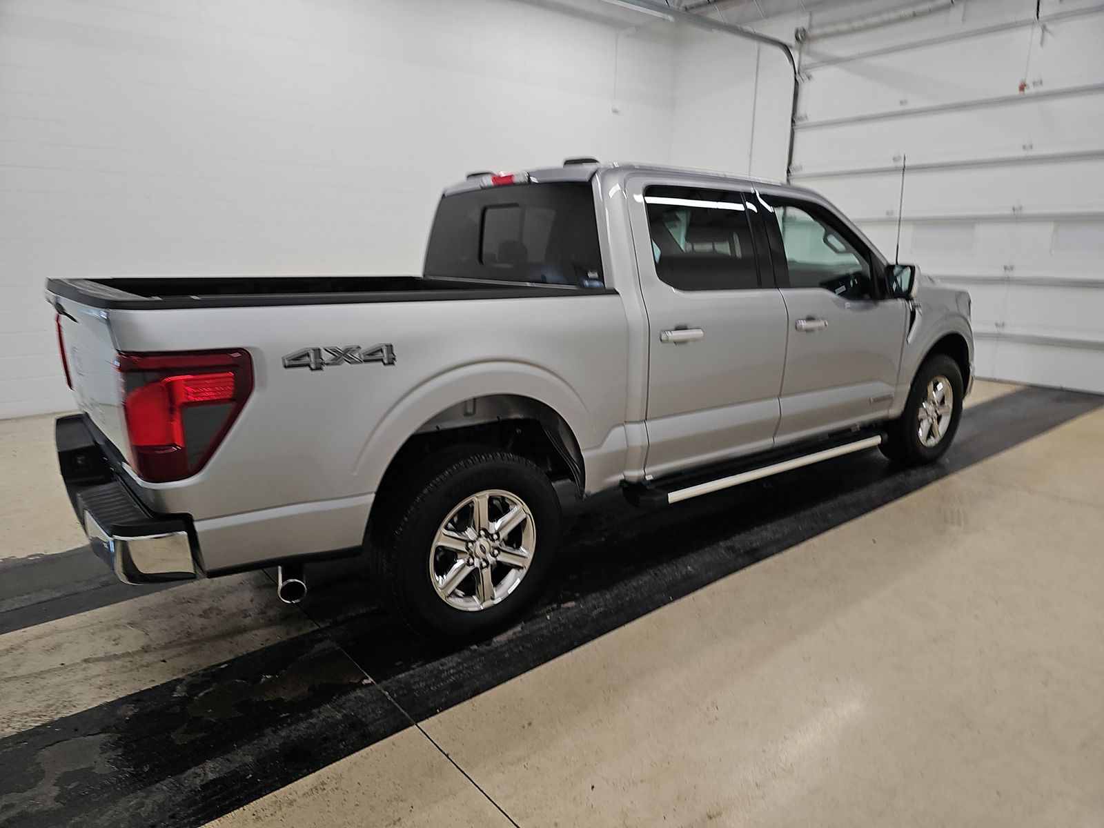 2024 Ford F-150 Hybrid XLT AWD
