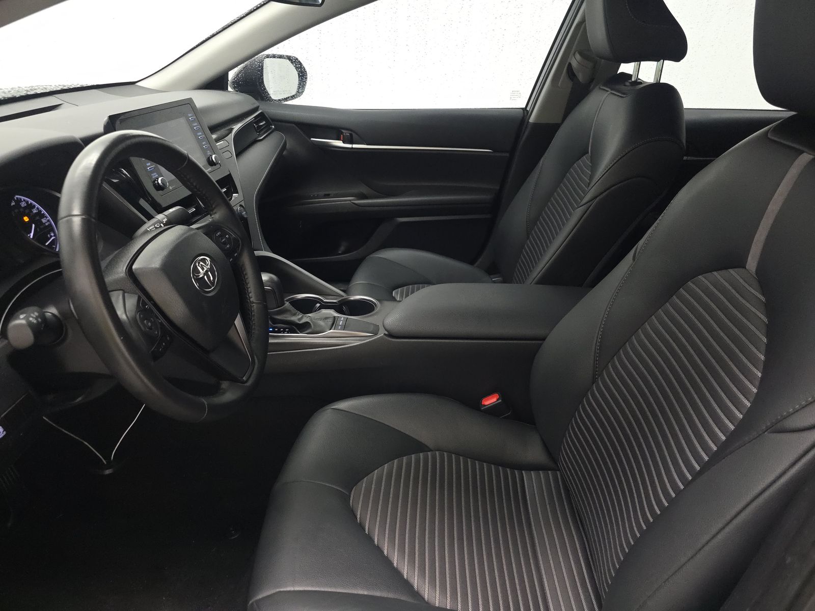 2024 Toyota Camry SE FWD