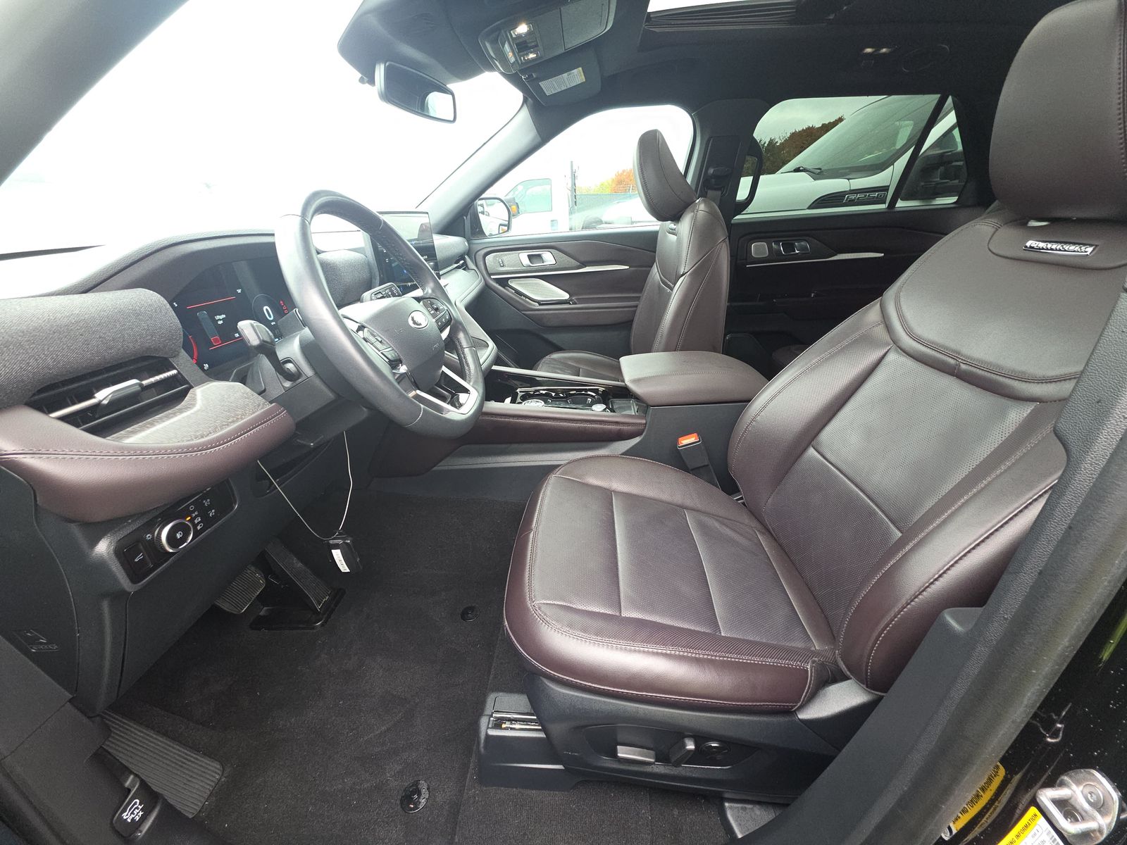 2025 Ford Explorer Platinum RWD