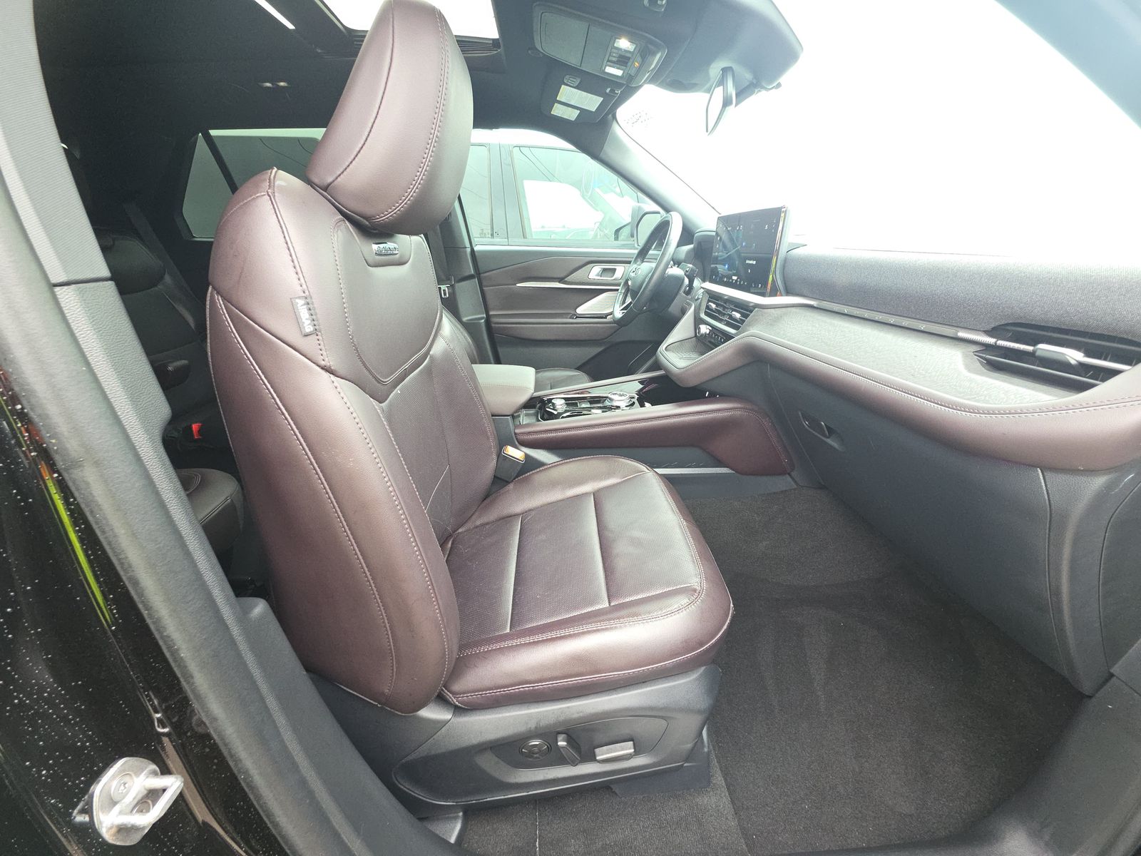 2025 Ford Explorer Platinum RWD