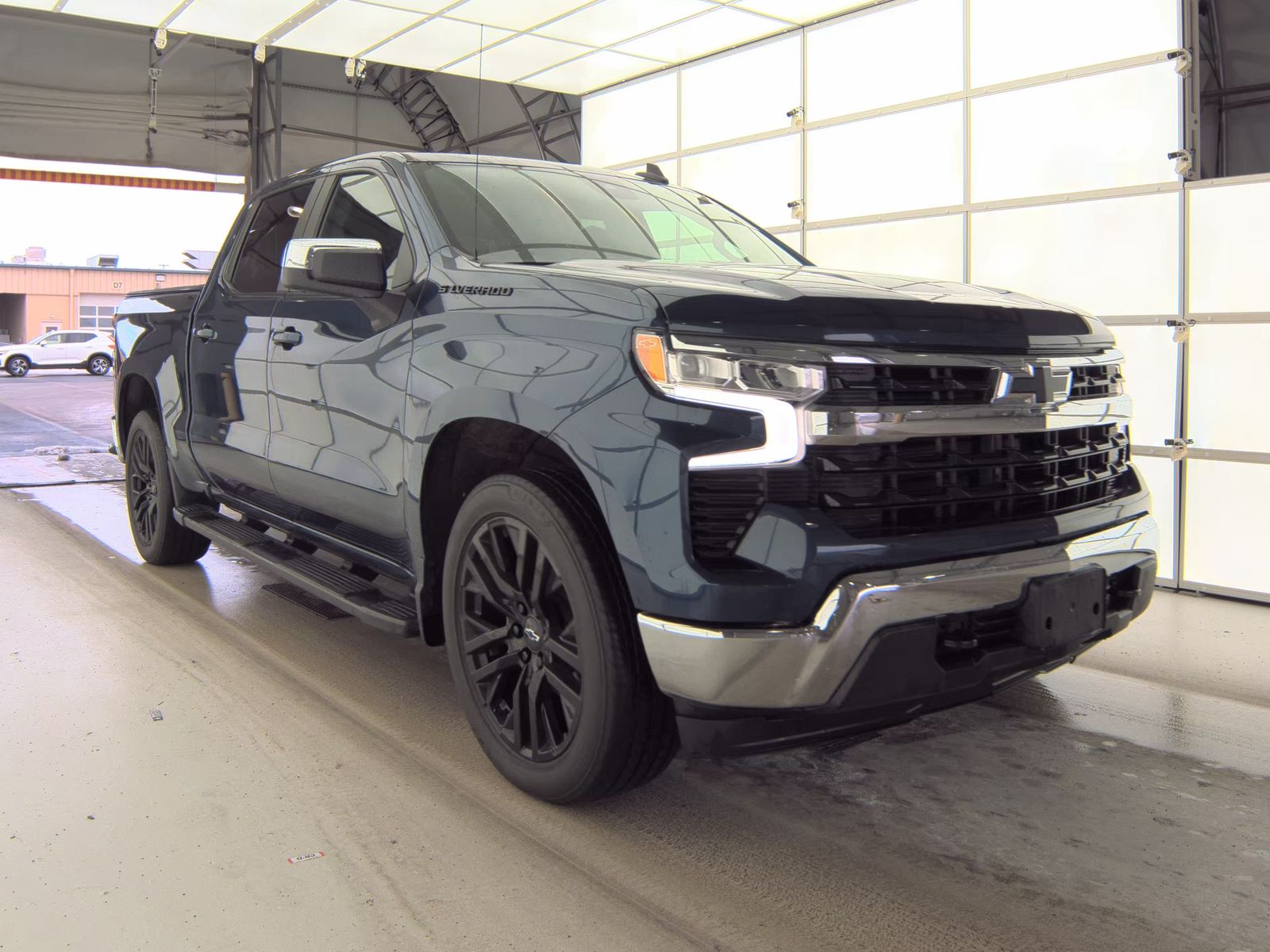 2022 Chevrolet Silverado 1500 LT AWD