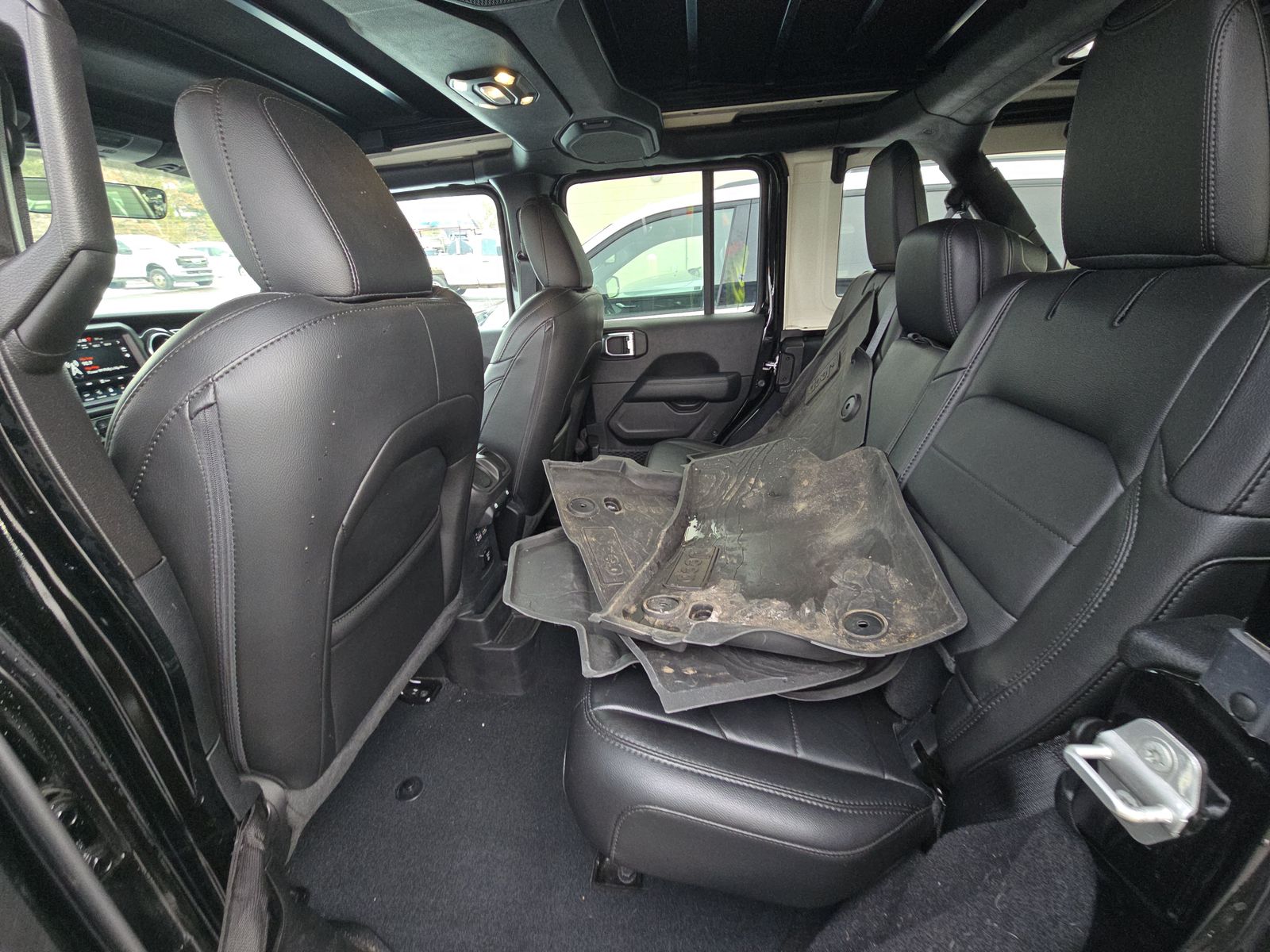 2022 Jeep Wrangler Unlimited Sahara Altitude Edition AWD