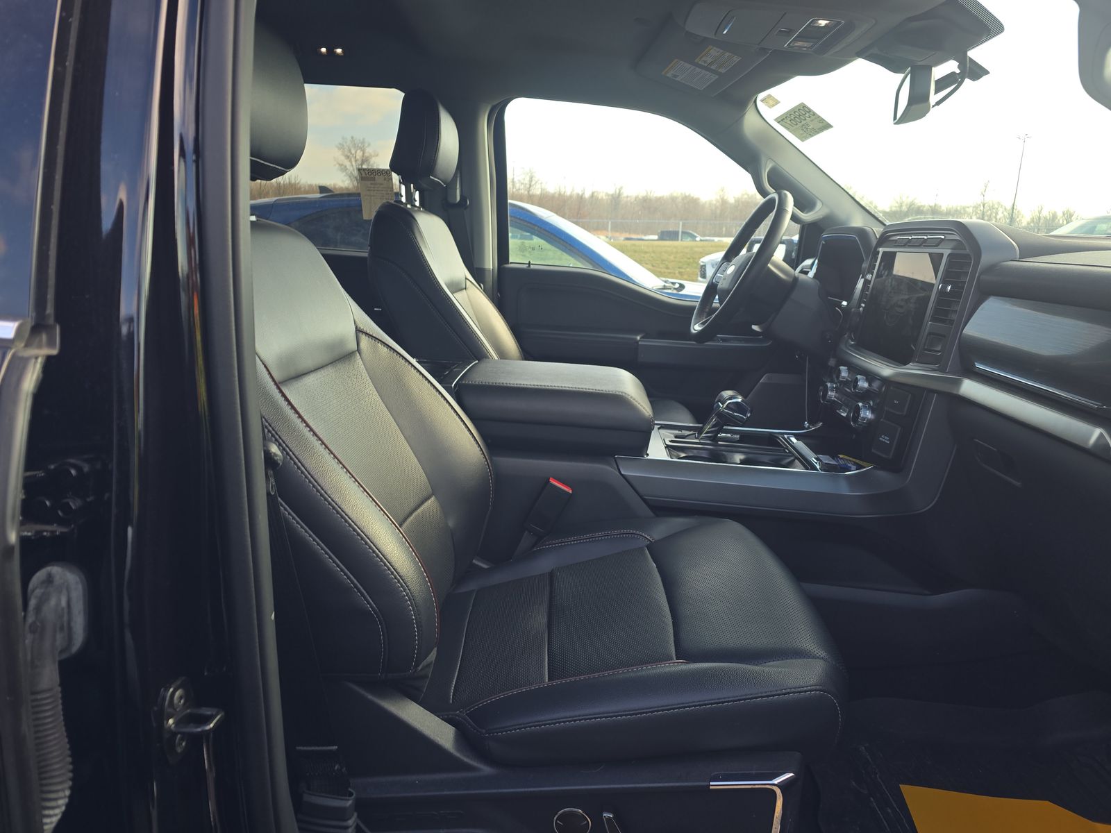 2023 Ford F-150 Lariat AWD