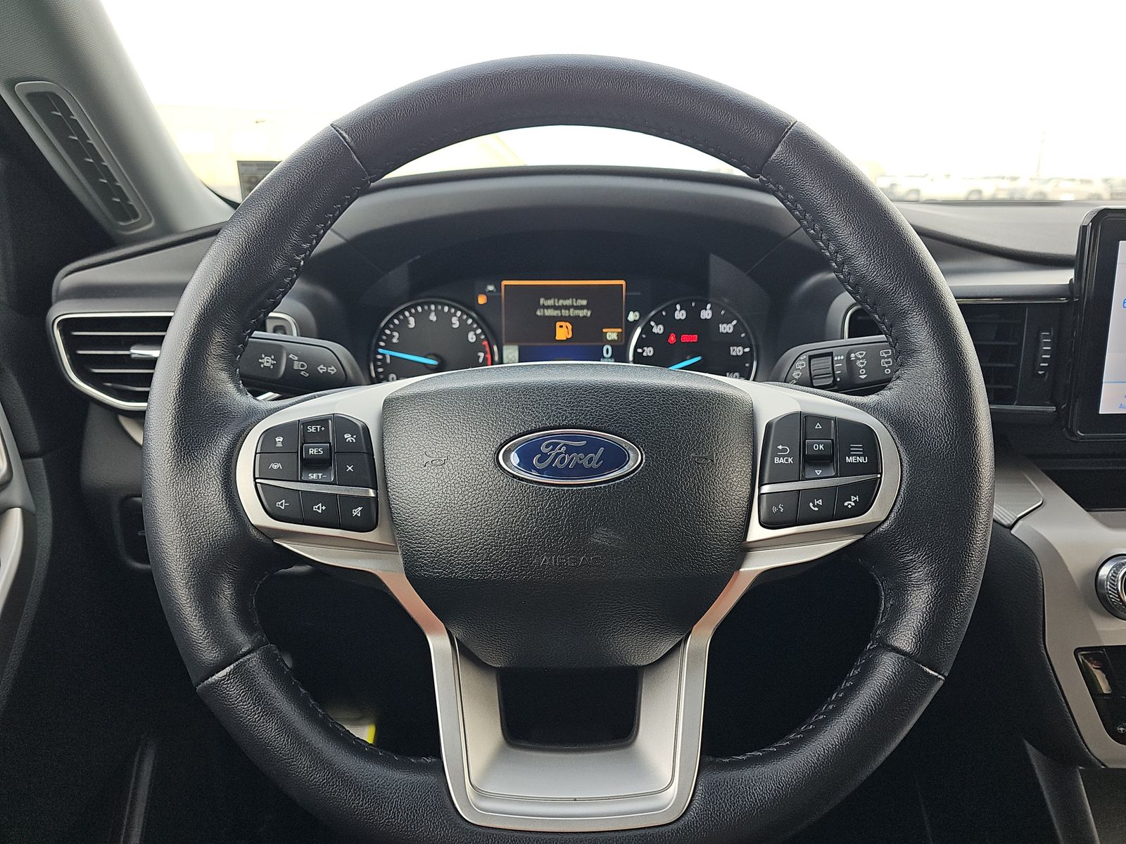 2023 Ford Explorer XLT AWD