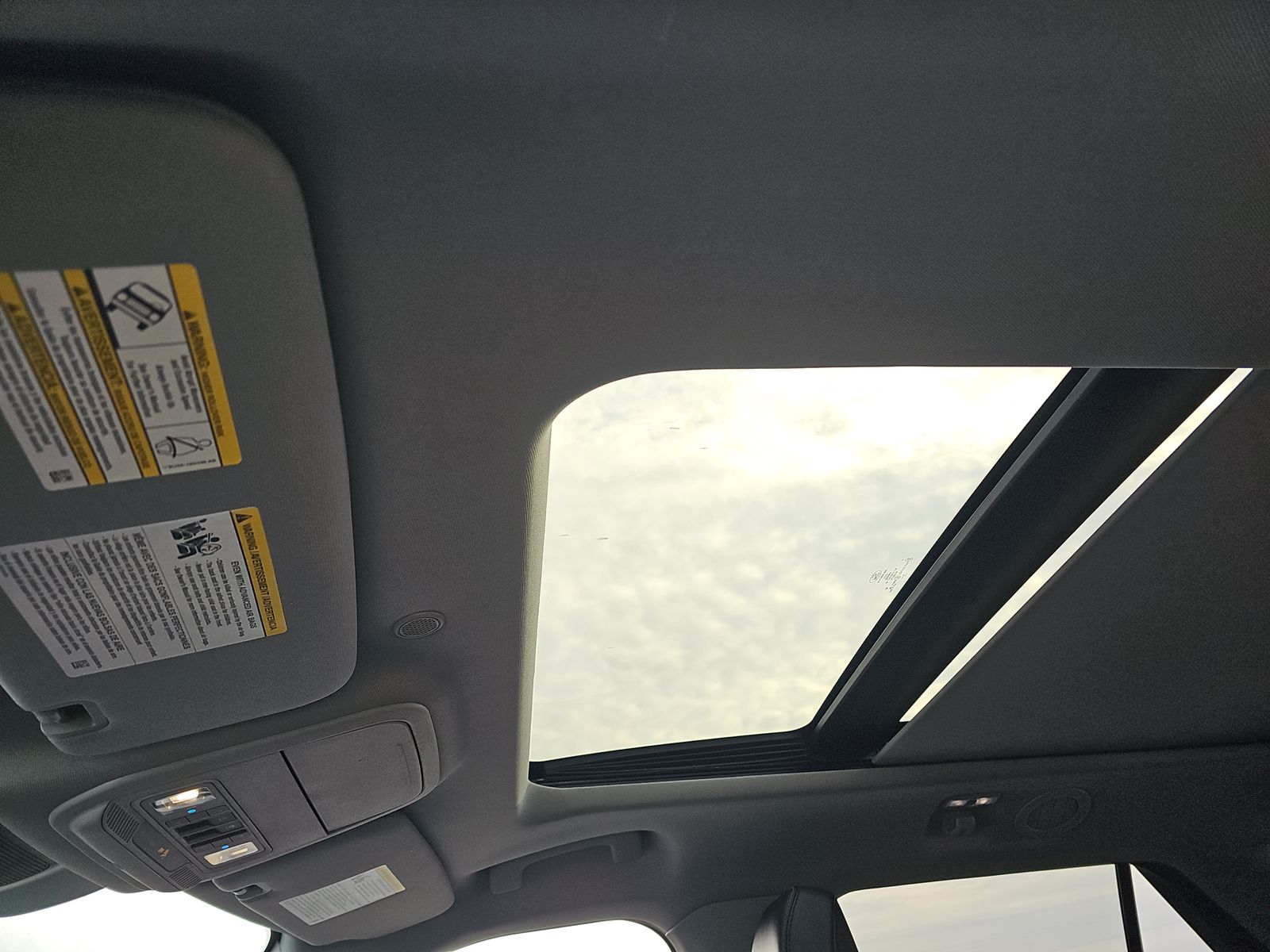 2023 Ford Explorer XLT AWD