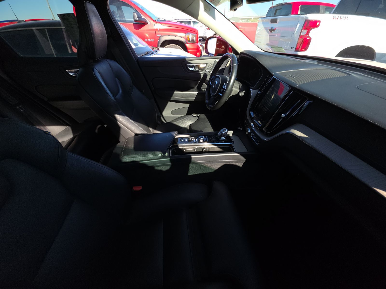 2019 Volvo XC60 Plug-In Hybrid T8 Inscription AWD