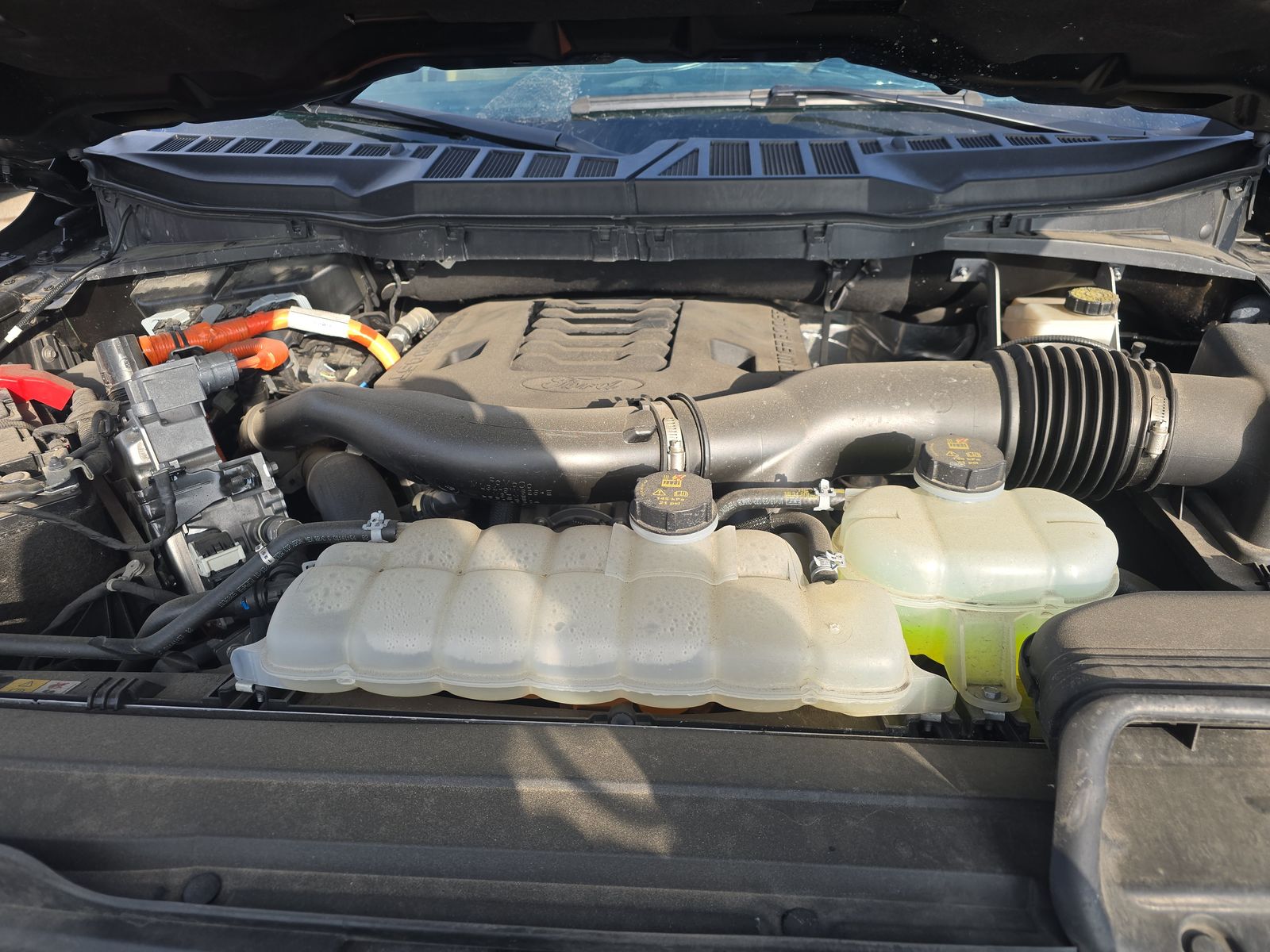 2023 Ford F-150 Hybrid Lariat AWD