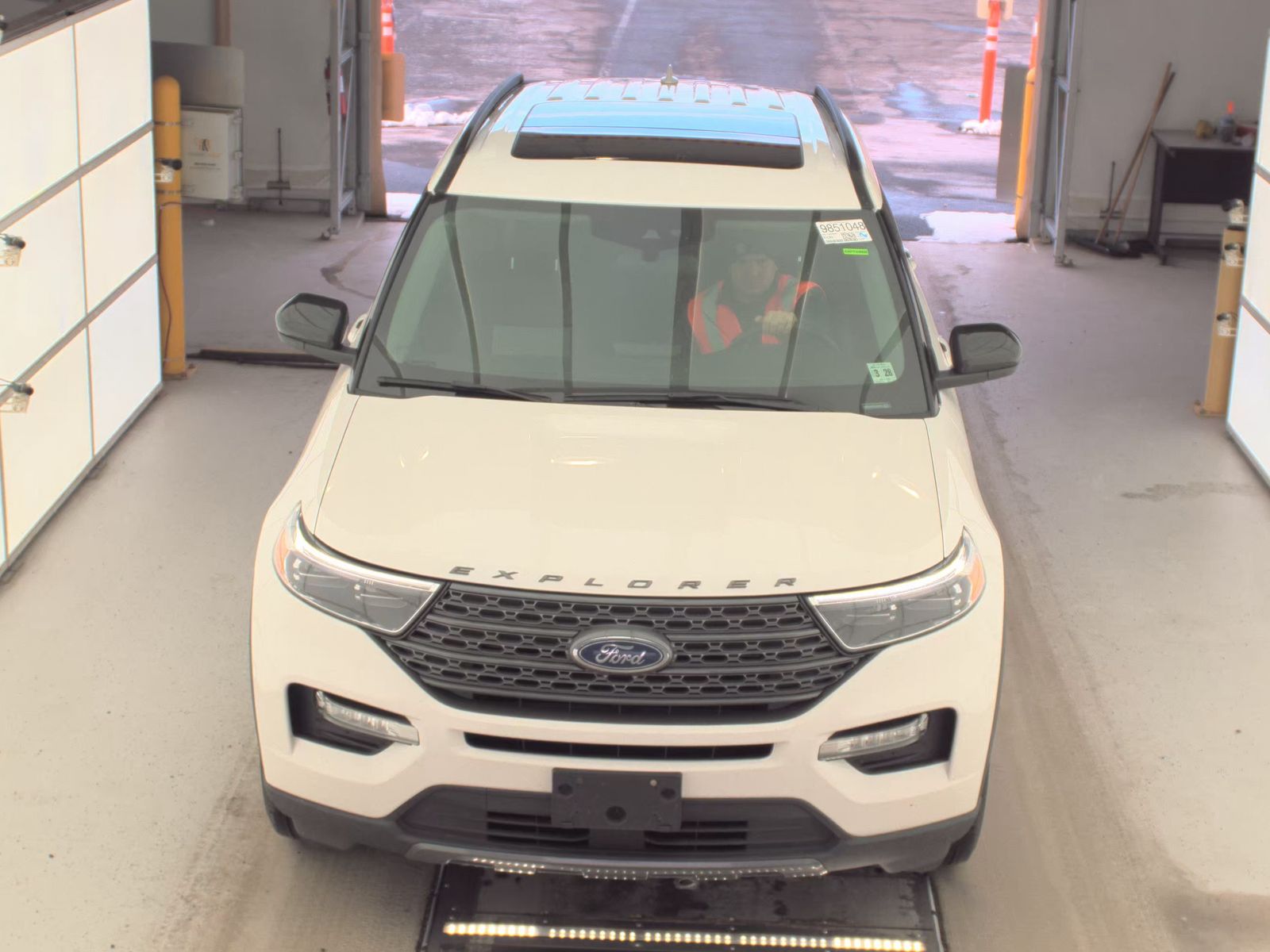 2023 Ford Explorer XLT AWD