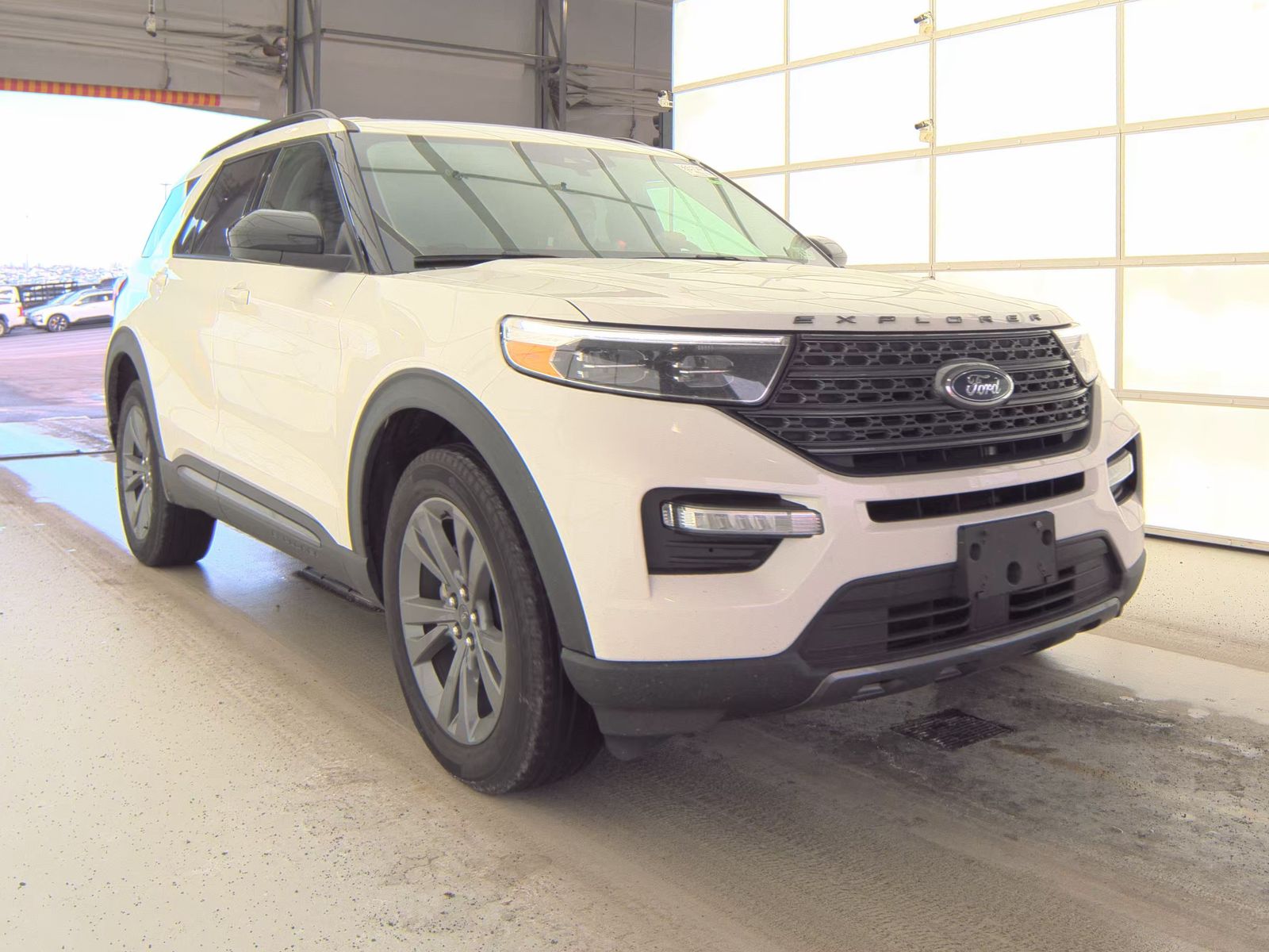 2023 Ford Explorer XLT AWD