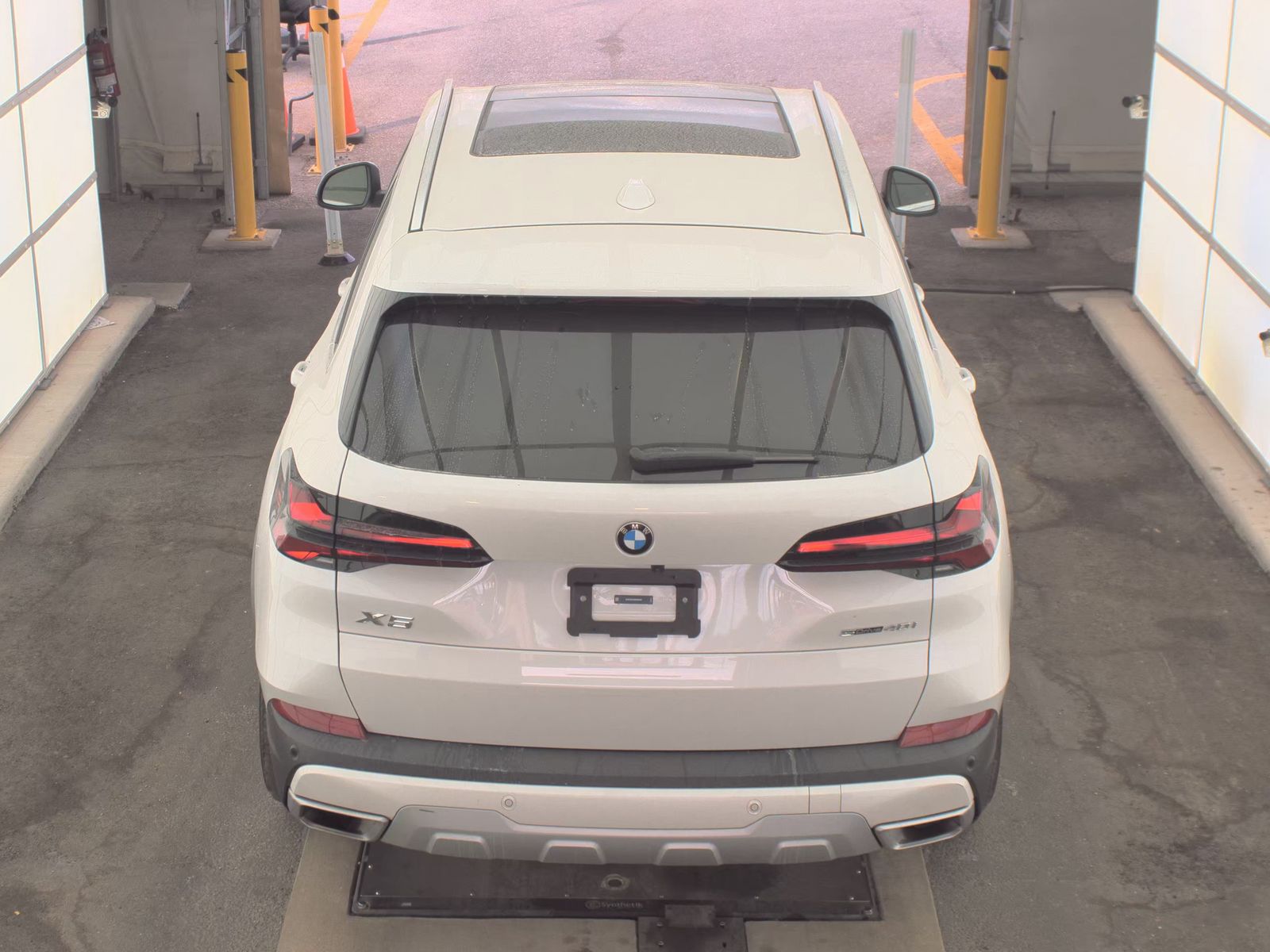 2025 BMW X5 sDrive40i RWD