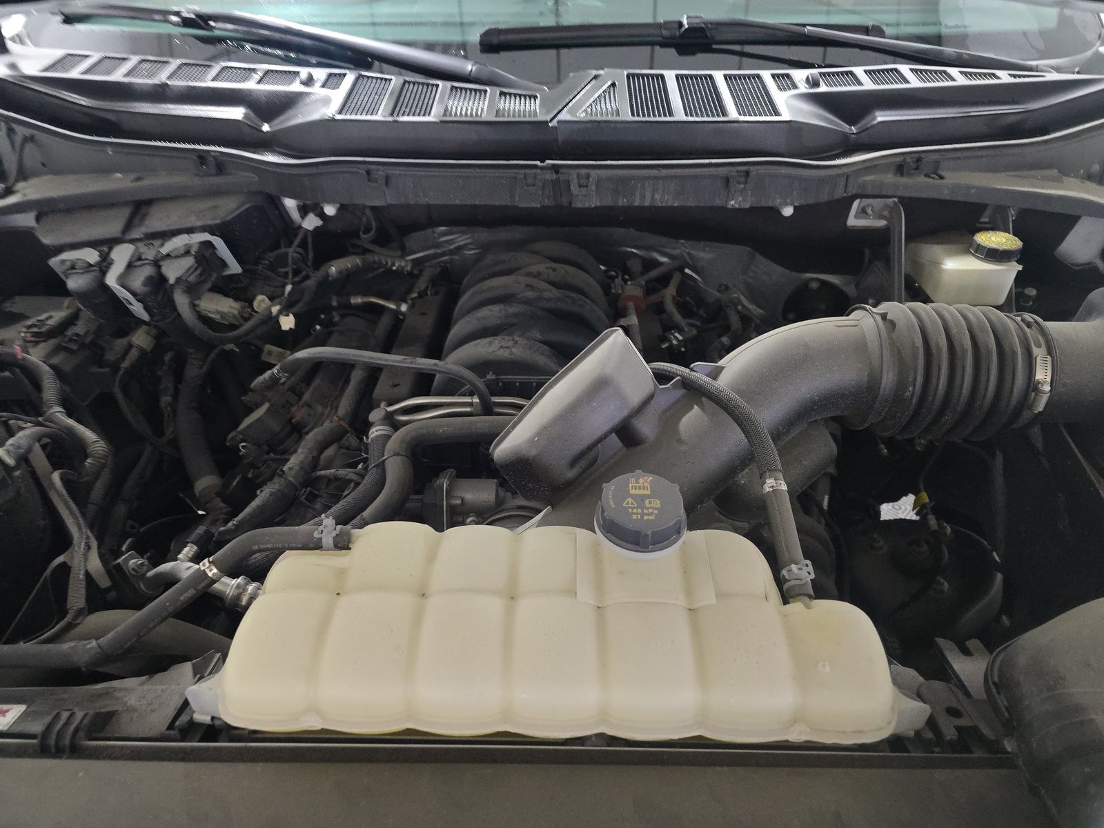 2023 Ford F-150 Lariat AWD