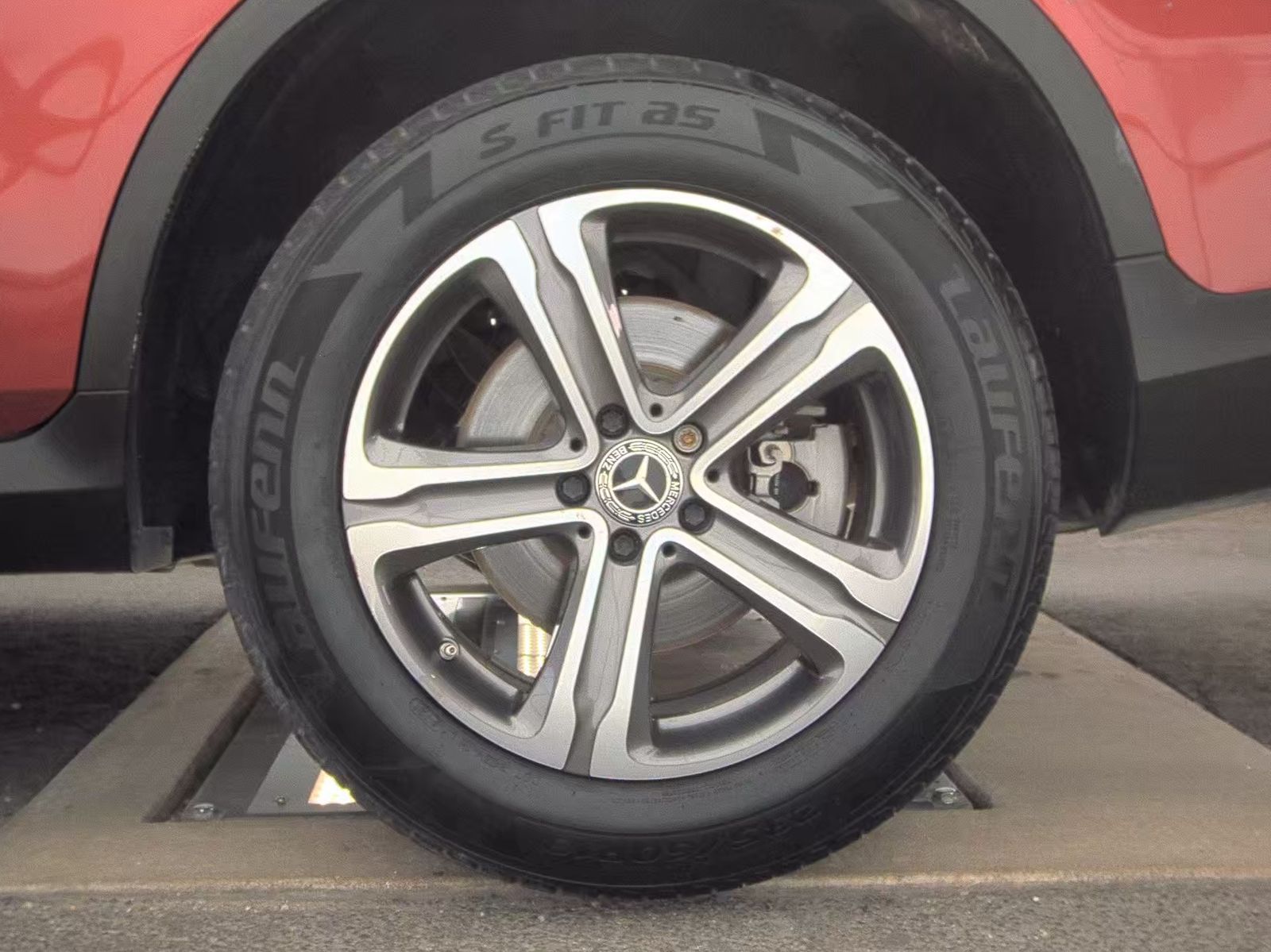 2021 Mercedes-Benz GLC GLC 300 RWD