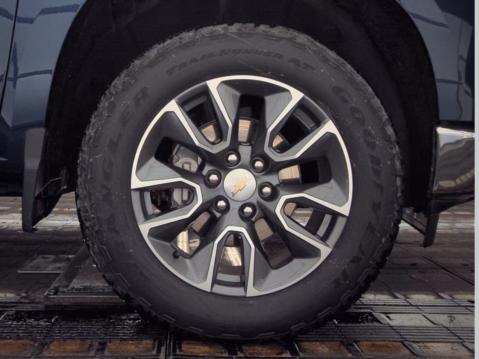 2023 Chevrolet Silverado 1500 LT AWD