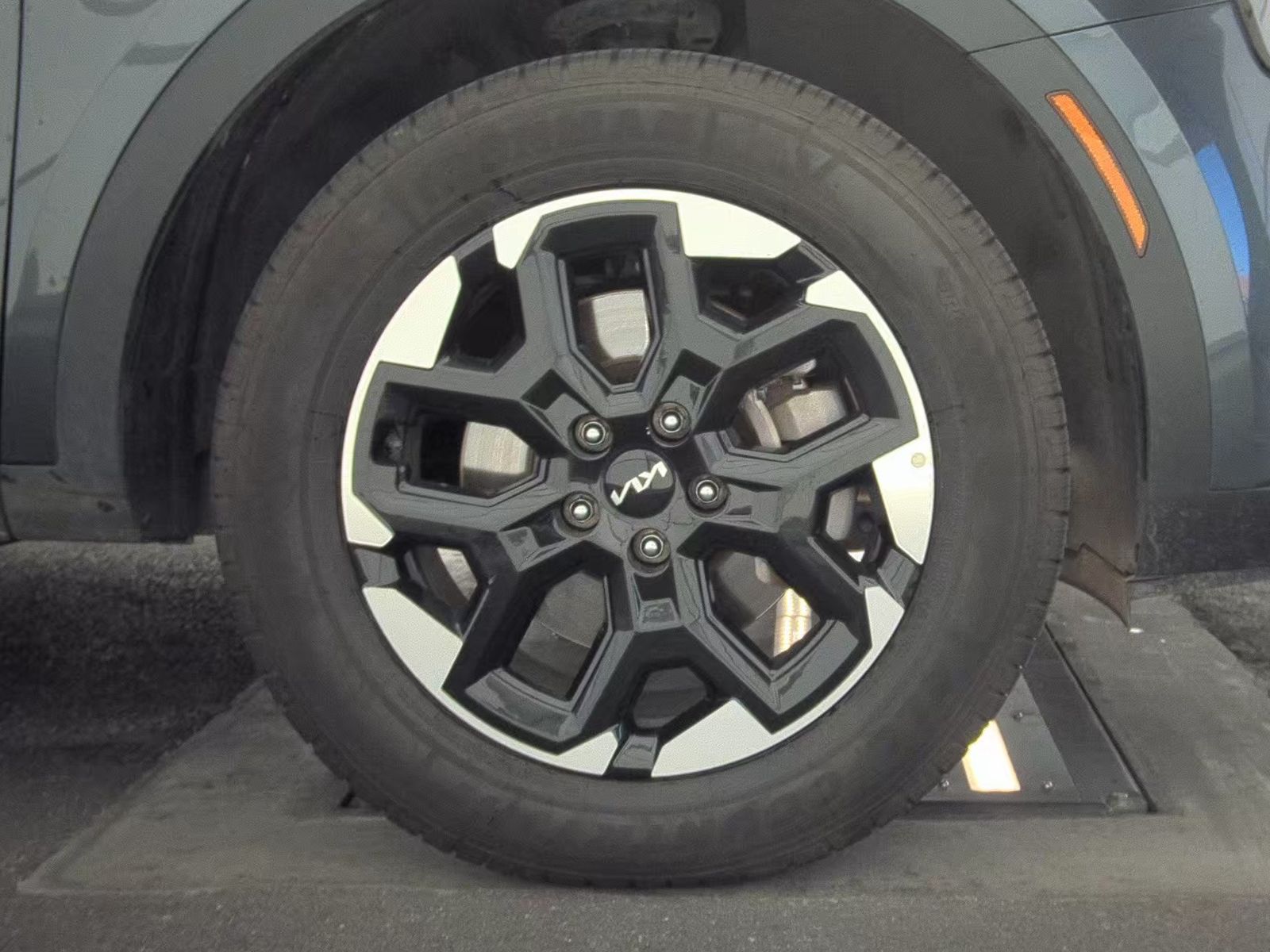 2024 Kia Sorento S AWD