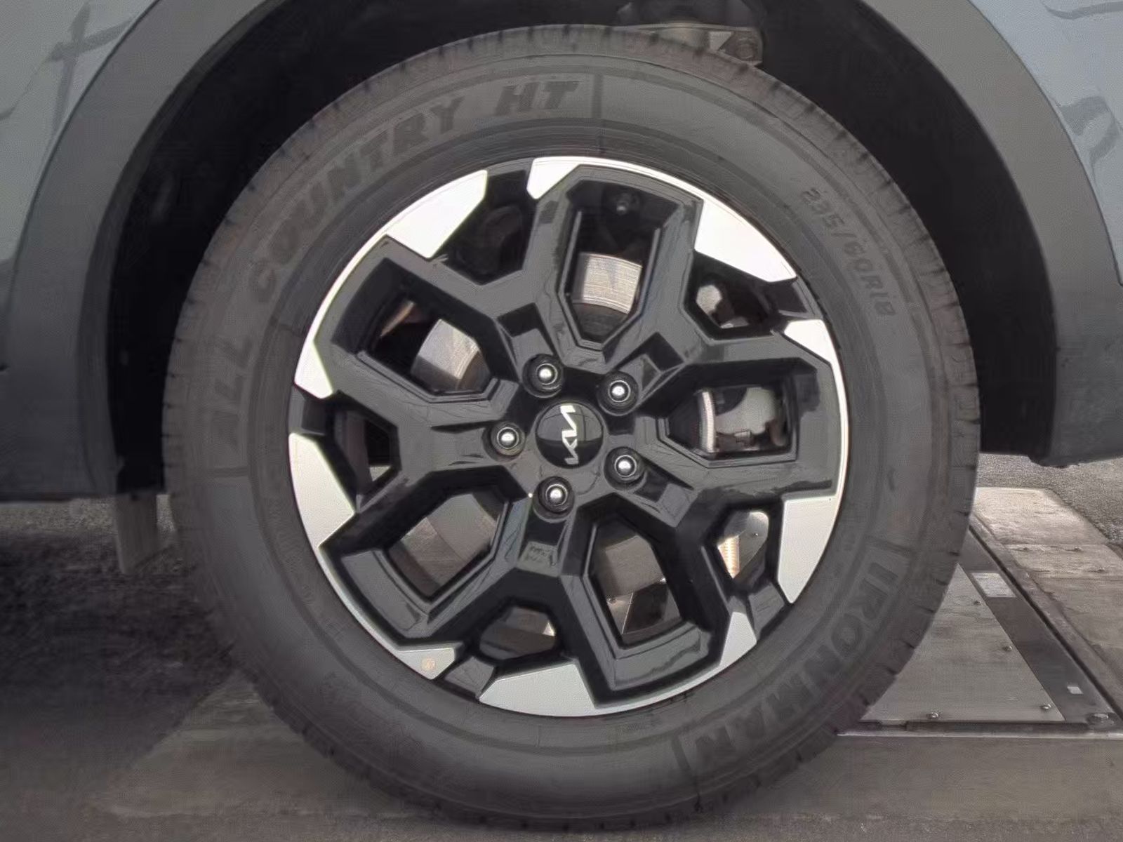 2024 Kia Sorento S AWD