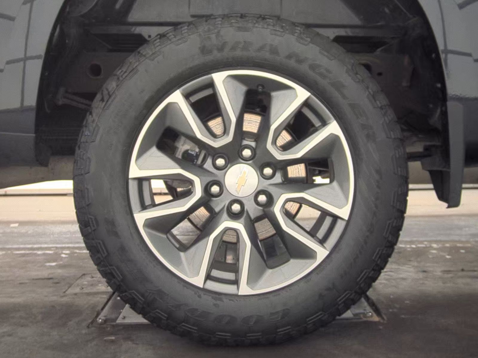 2023 Chevrolet Silverado 1500 LT AWD