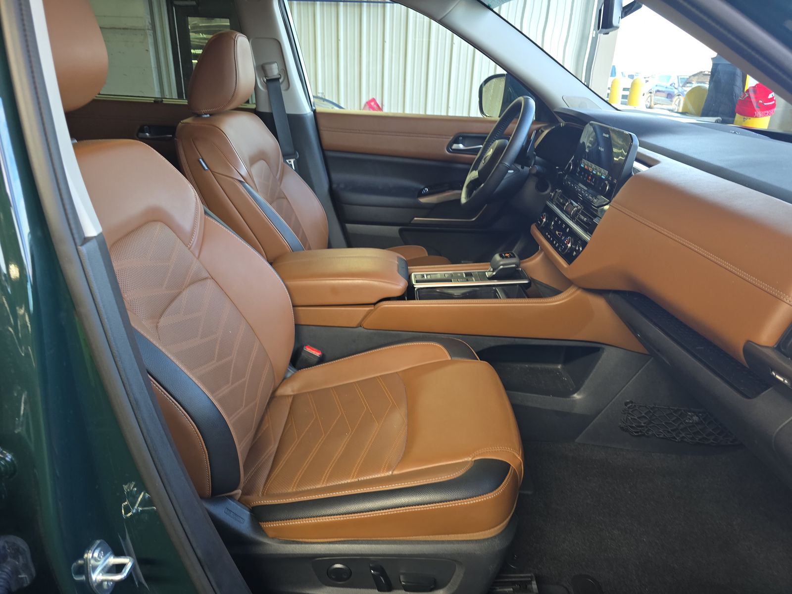 2024 Nissan Pathfinder Platinum FWD