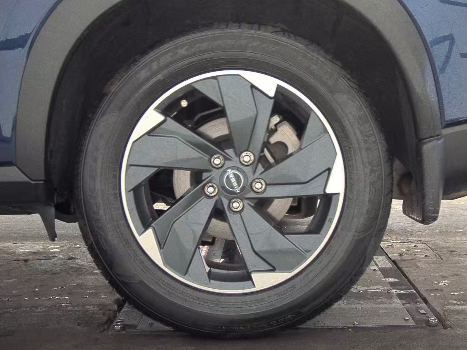 2024 Nissan Rogue SV FWD