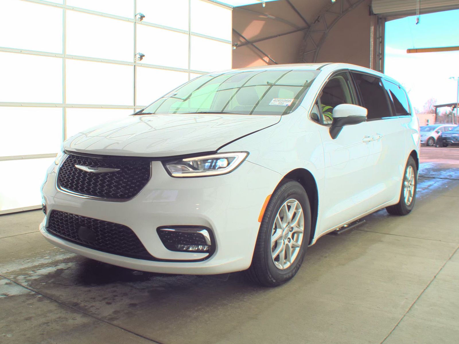 2023 Chrysler Pacifica Touring L FWD