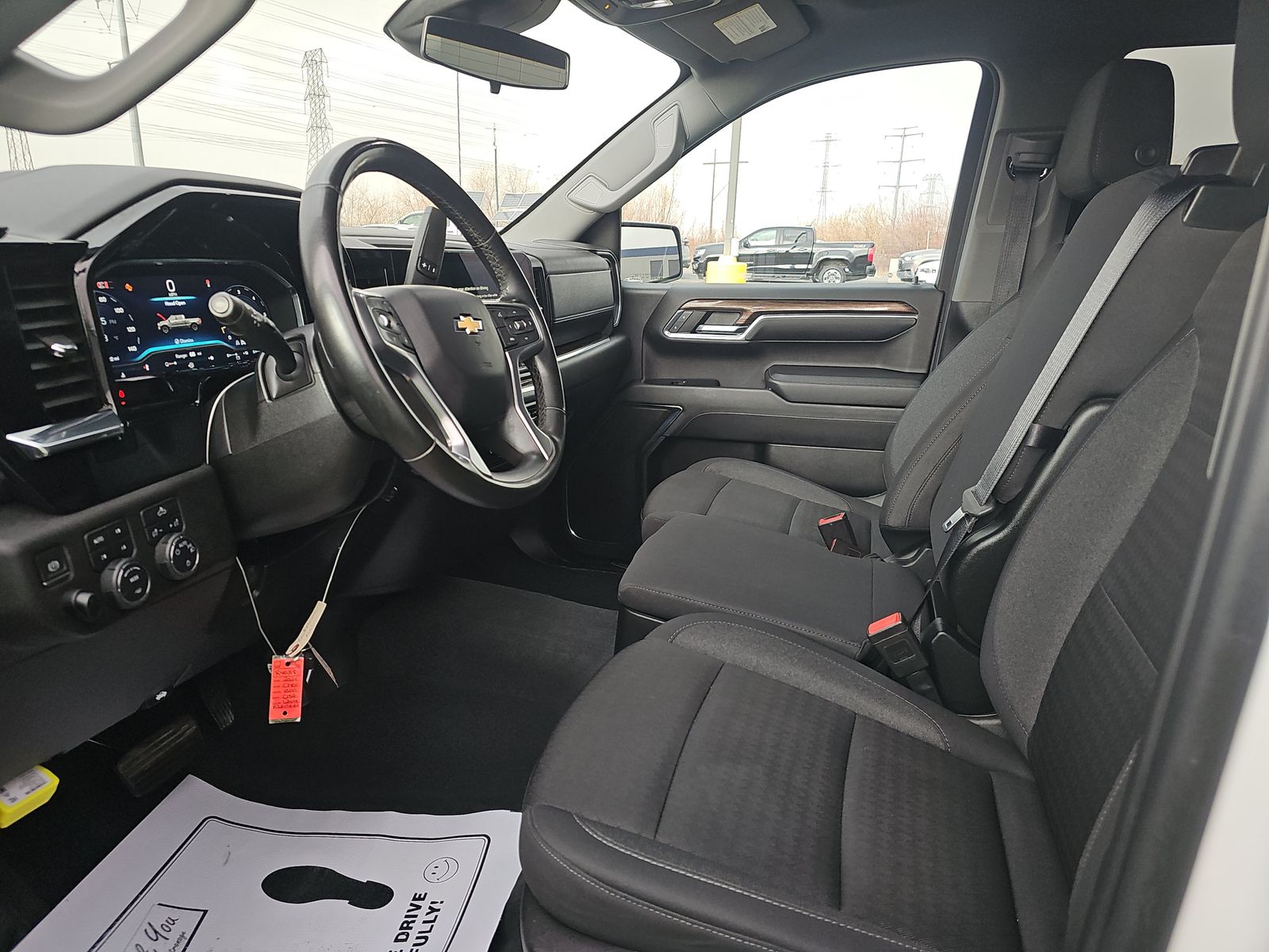 2024 Chevrolet Silverado 1500 LT AWD