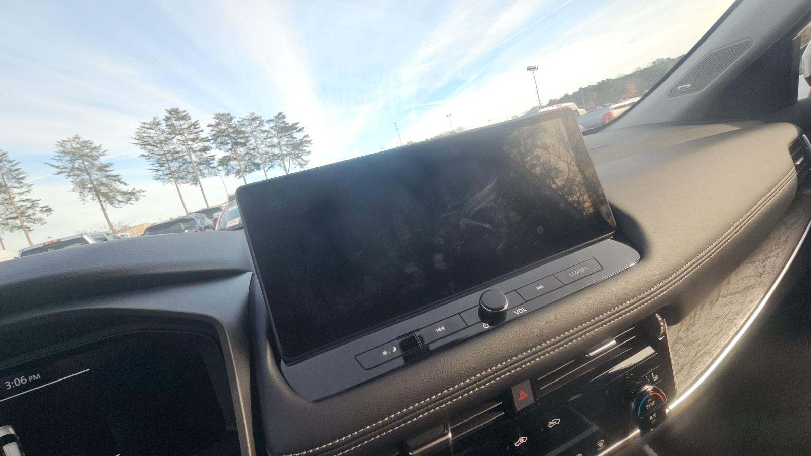 2024 Nissan Rogue Platinum FWD