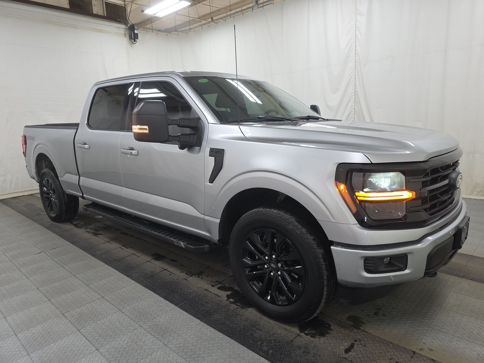 2024 Ford F-150 XLT AWD