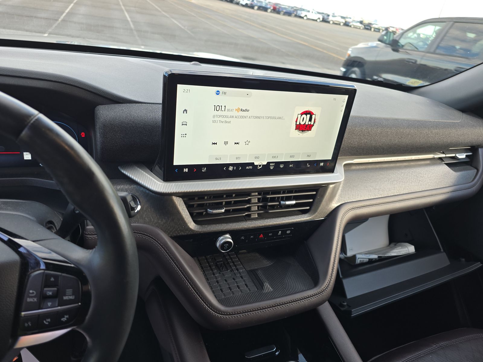 2025 Ford Explorer Platinum RWD