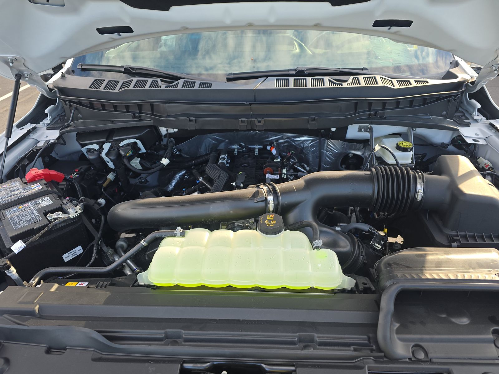 2025 Ford F-150 Platinum AWD