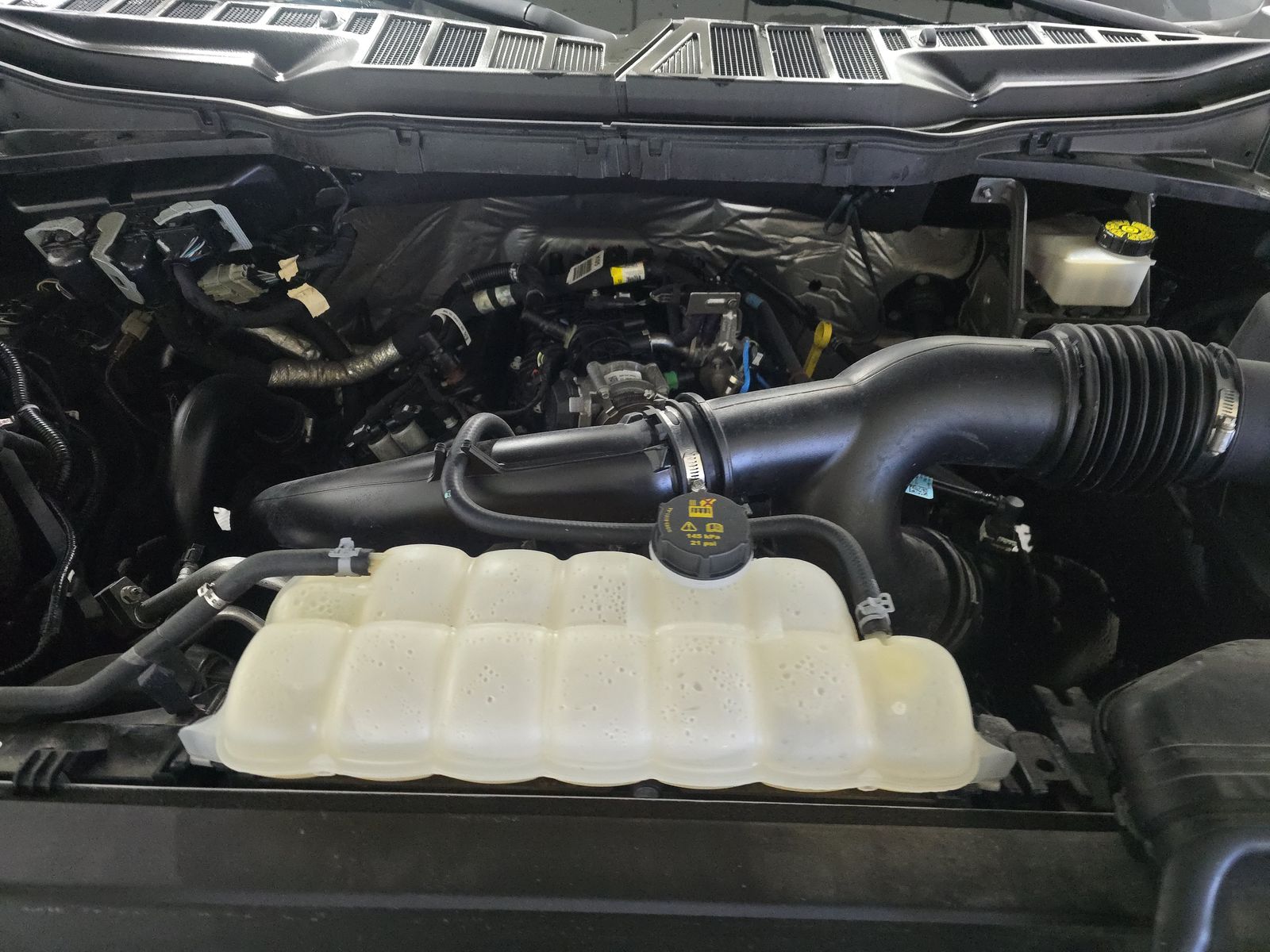 2023 Ford F-150 Lariat AWD