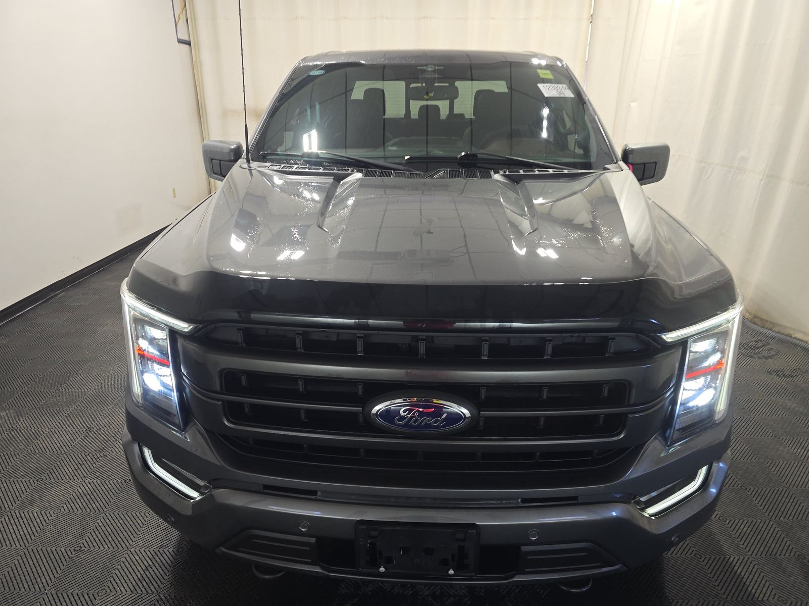 2023 Ford F-150 Lariat AWD